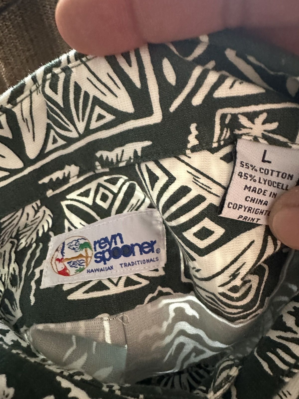 Reyn Spooner PreOwned Reyn Spooner Hawaiian Print Green/White Men's L Size US L / EU 52-54 / 3 - 4 Thumbnail