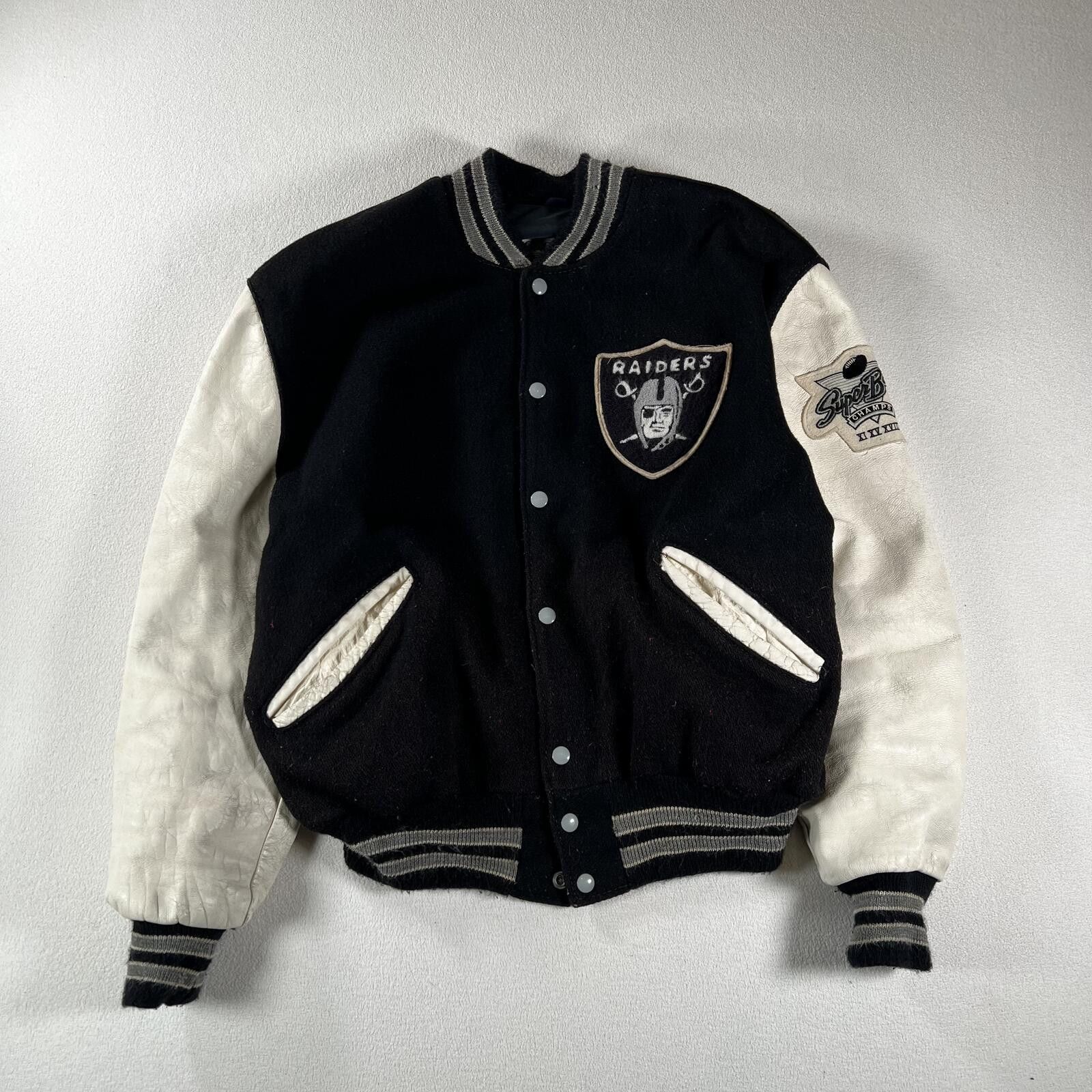 NFL Vintage 90s Los Angeles Raiders NFL Delong Varsity Jacket Size US L / EU 52-54 / 3 - 1 Thumbnail