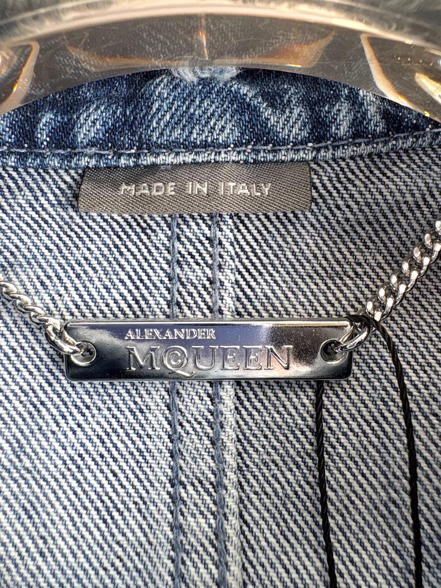 Alexander McQueen ALEXANDER MCQUEEN Washed Blue Denim Jacket K1 Size XS / US 0-2 / IT 36-38 - 4 Thumbnail