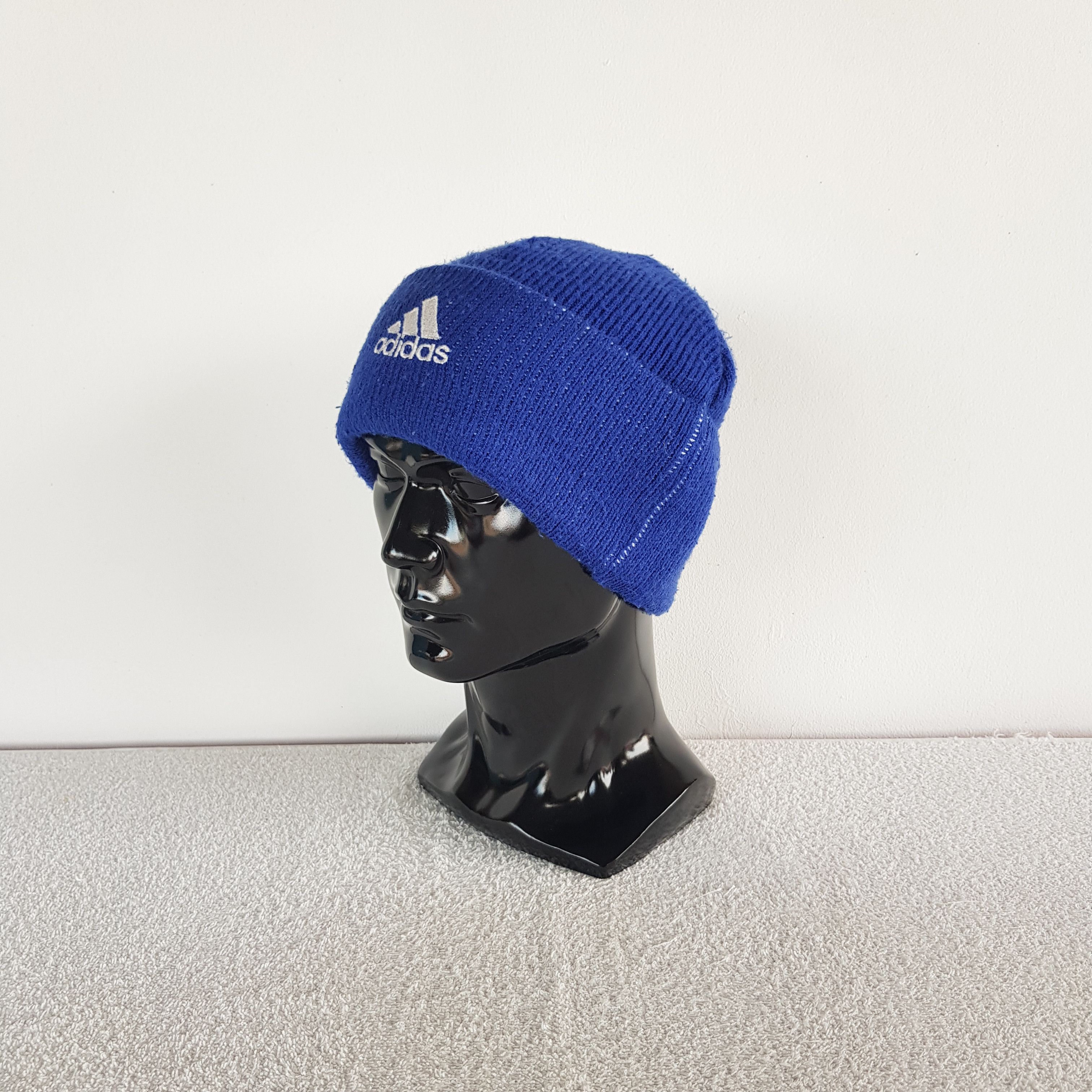 Adidas Vintage Adidas Beanie Snow Caps Hats Size ONE SIZE - 1 Thumbnail