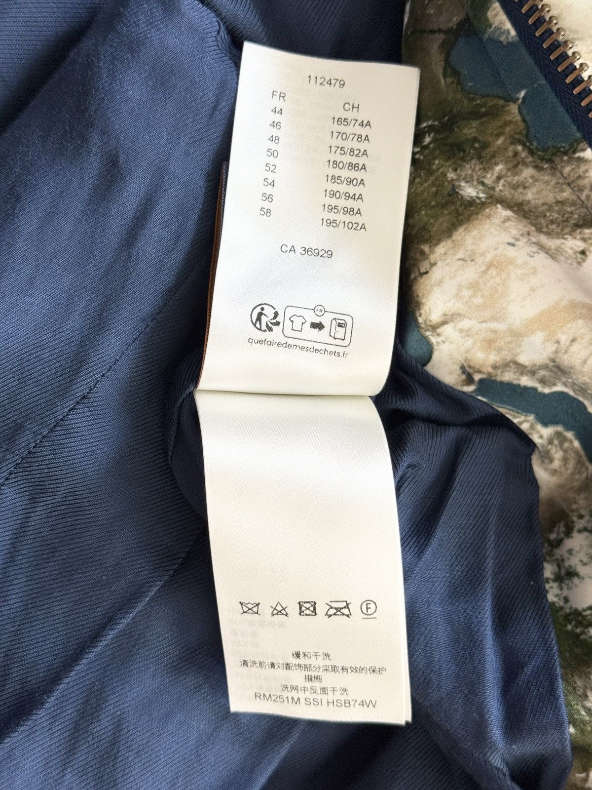 Louis Vuitton ARCHIVAL! Ss25 Louis Vuitton Earth Map Silk Bomber Jacket Size US XL / EU 56 / 4 - 14 Thumbnail