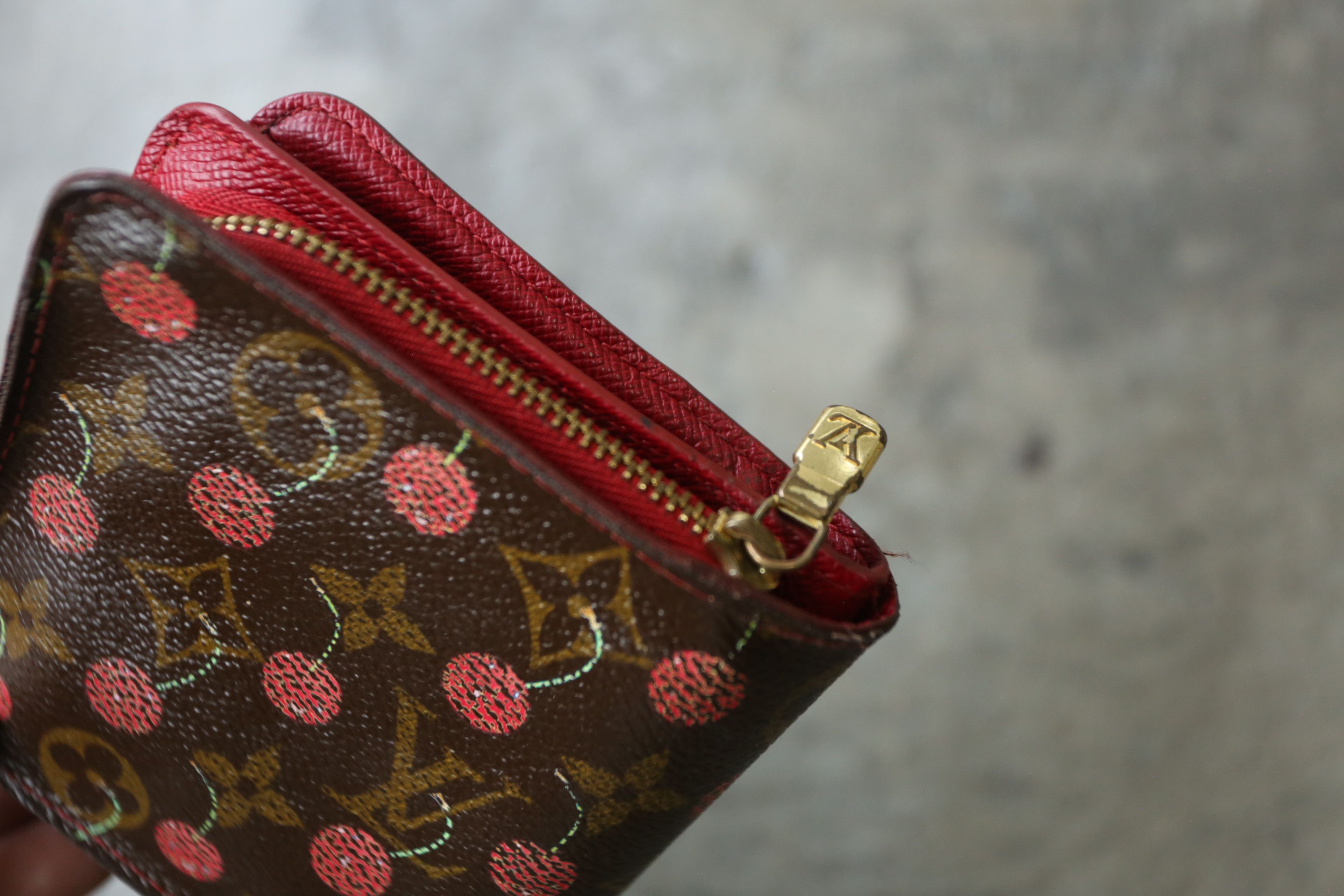 Louis Vuitton × Takashi Murakami LV - MJ - TM - S/S 05 - Cerise Monogram Compact Zip Wallet Size ONE SIZE - 11 Thumbnail