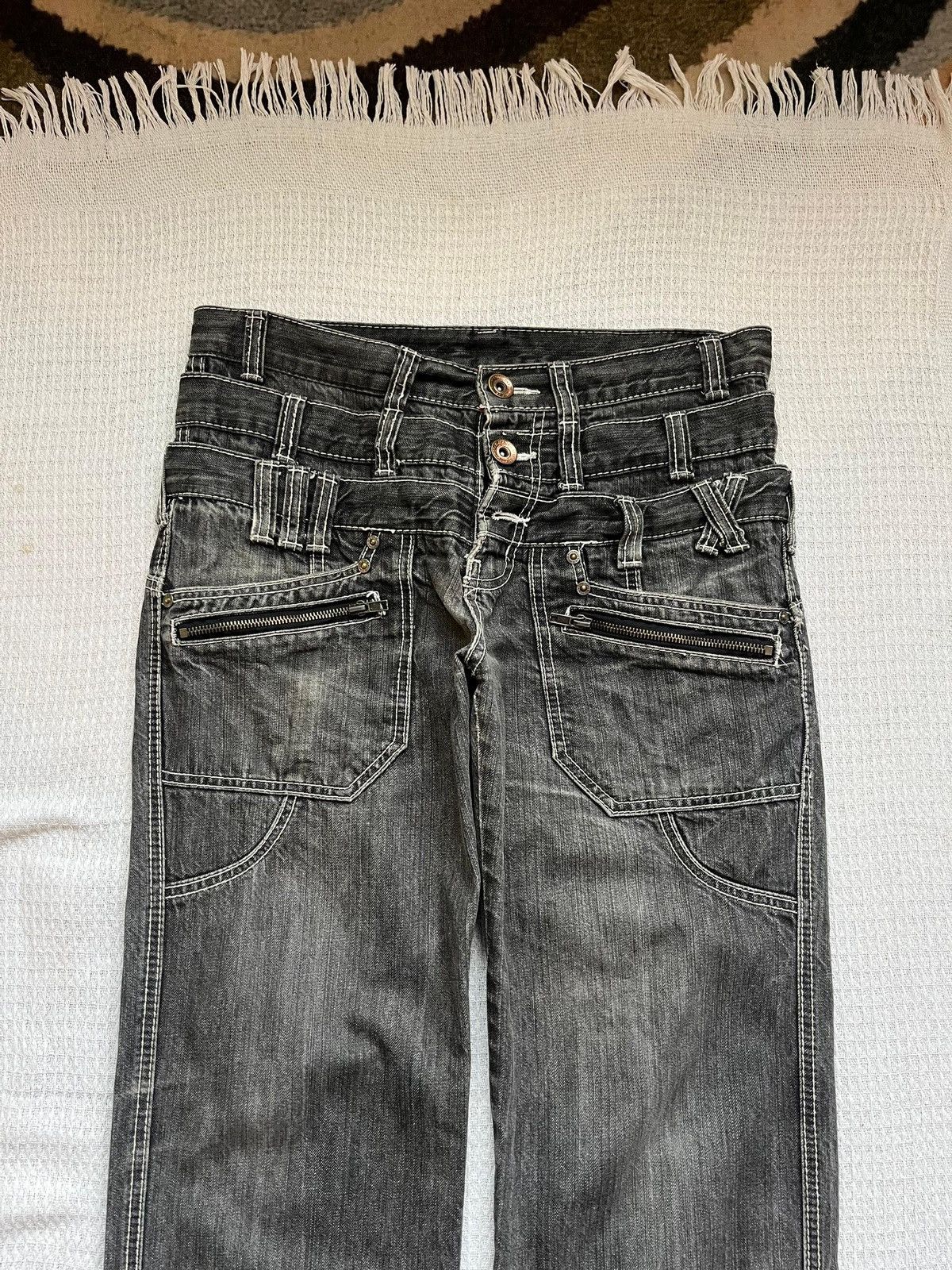 Japanese Brand Vintage Back Rush Cross Gun Triple Waist Denim Jeans Size US 33 - 2 Thumbnail