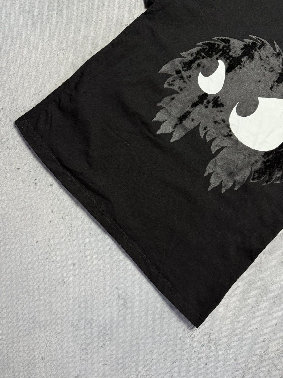 Alexander McQueen Vintage Alexander McQueen MCQ Big Monster Eye Logo Lux Tee Size US M / EU 48-50 / 2 - 5 Thumbnail
