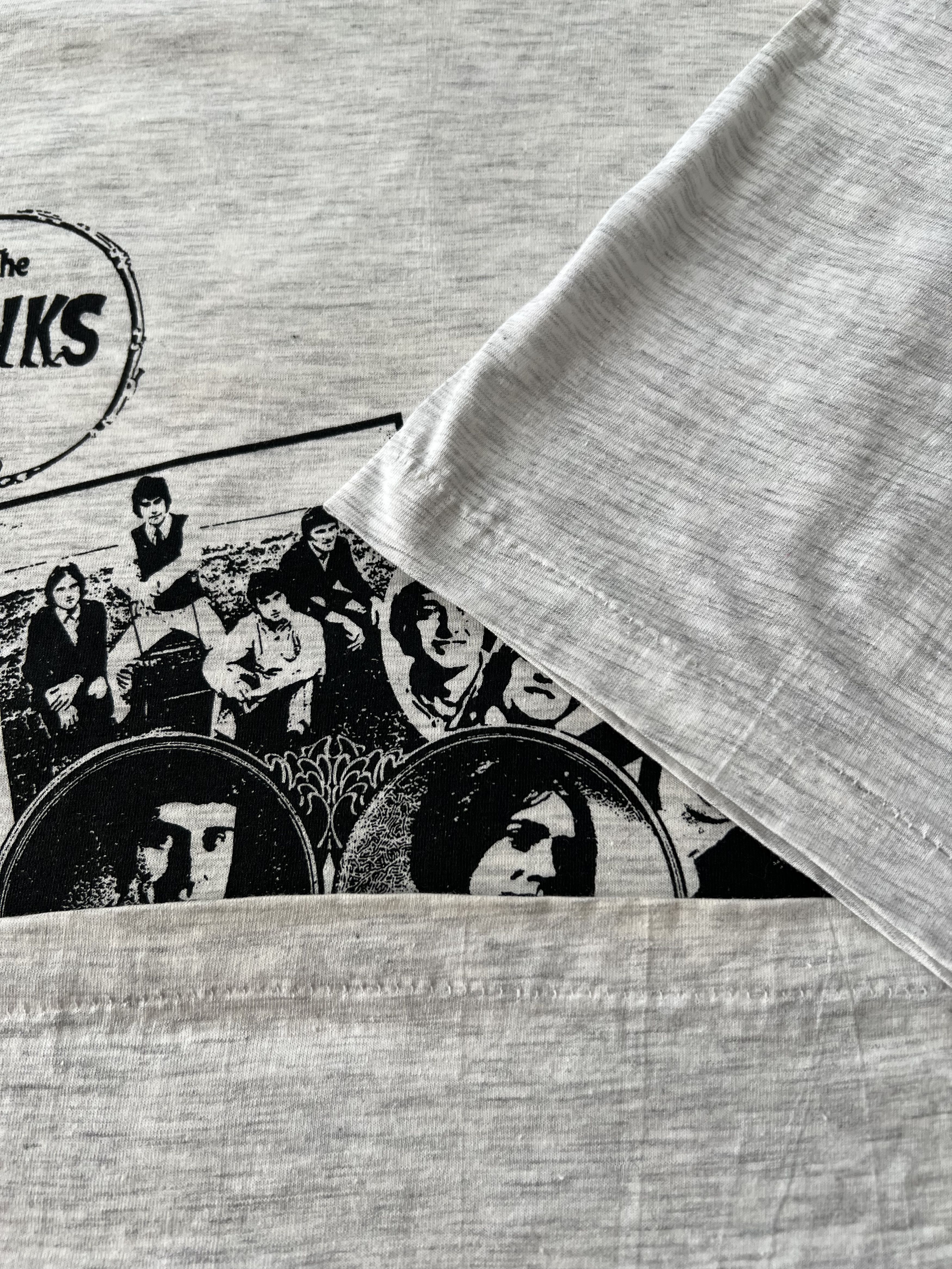 Band Tees Vintage 90s The Kinks Dave Davies Susannah's Still Alive Tee Size US XL / EU 56 / 4 - 7 Thumbnail