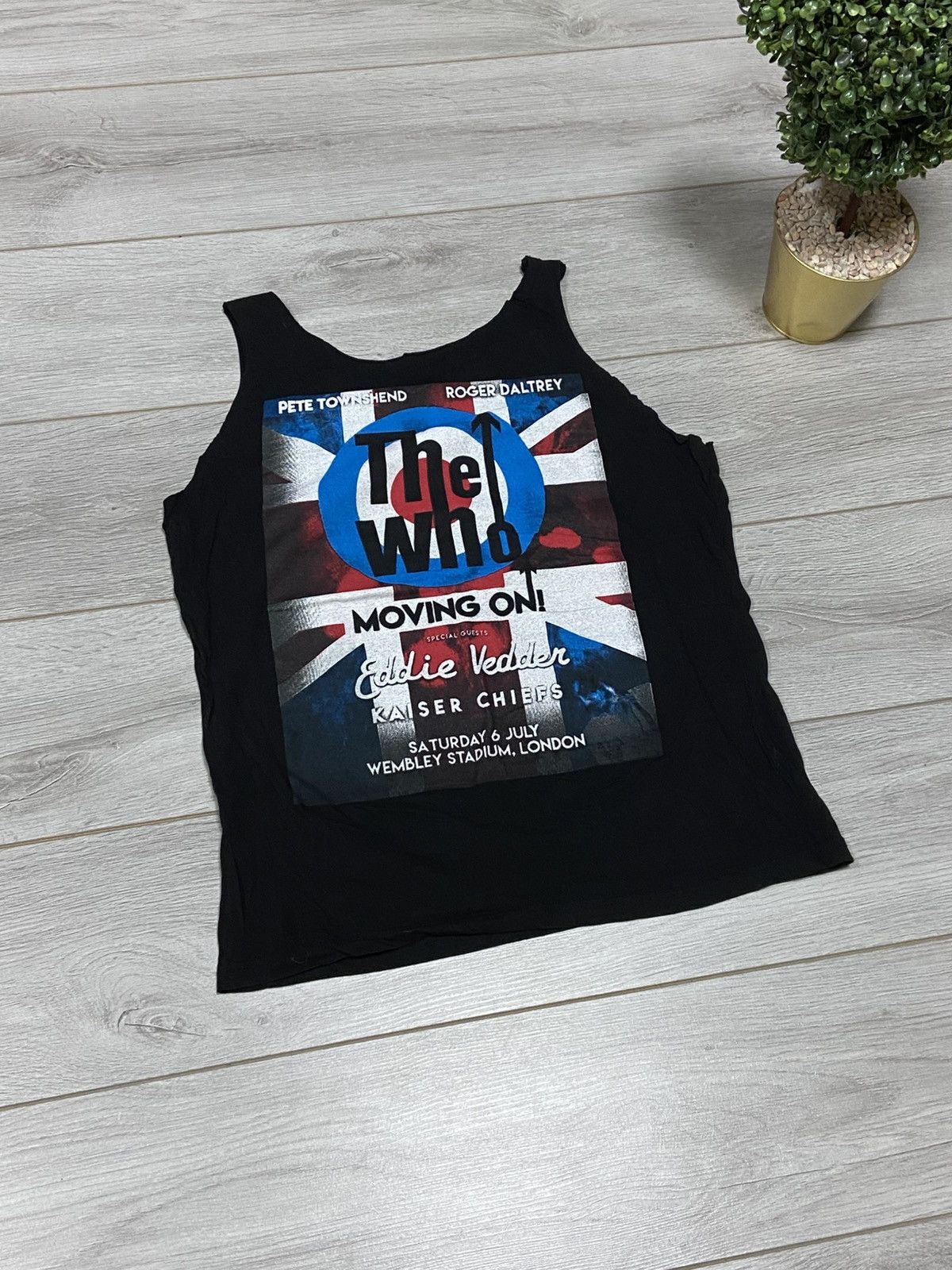 Band Tees 2010s the who moving on Pete townshend tour tshirt Size US L / EU 52-54 / 3 - 5 Thumbnail