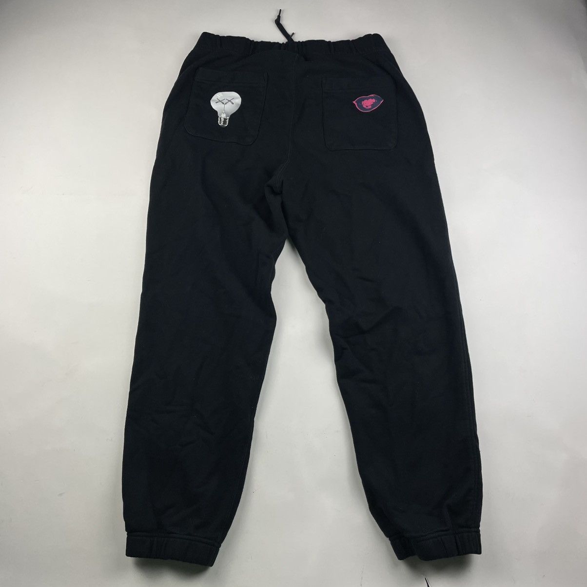 Andy Warhol × Kaws × Uniqlo Uniqlo Kaws Andy Warhol Sweatshirt & Pants Set M Like New Size US M / EU 48-50 / 2 - 21 Thumbnail
