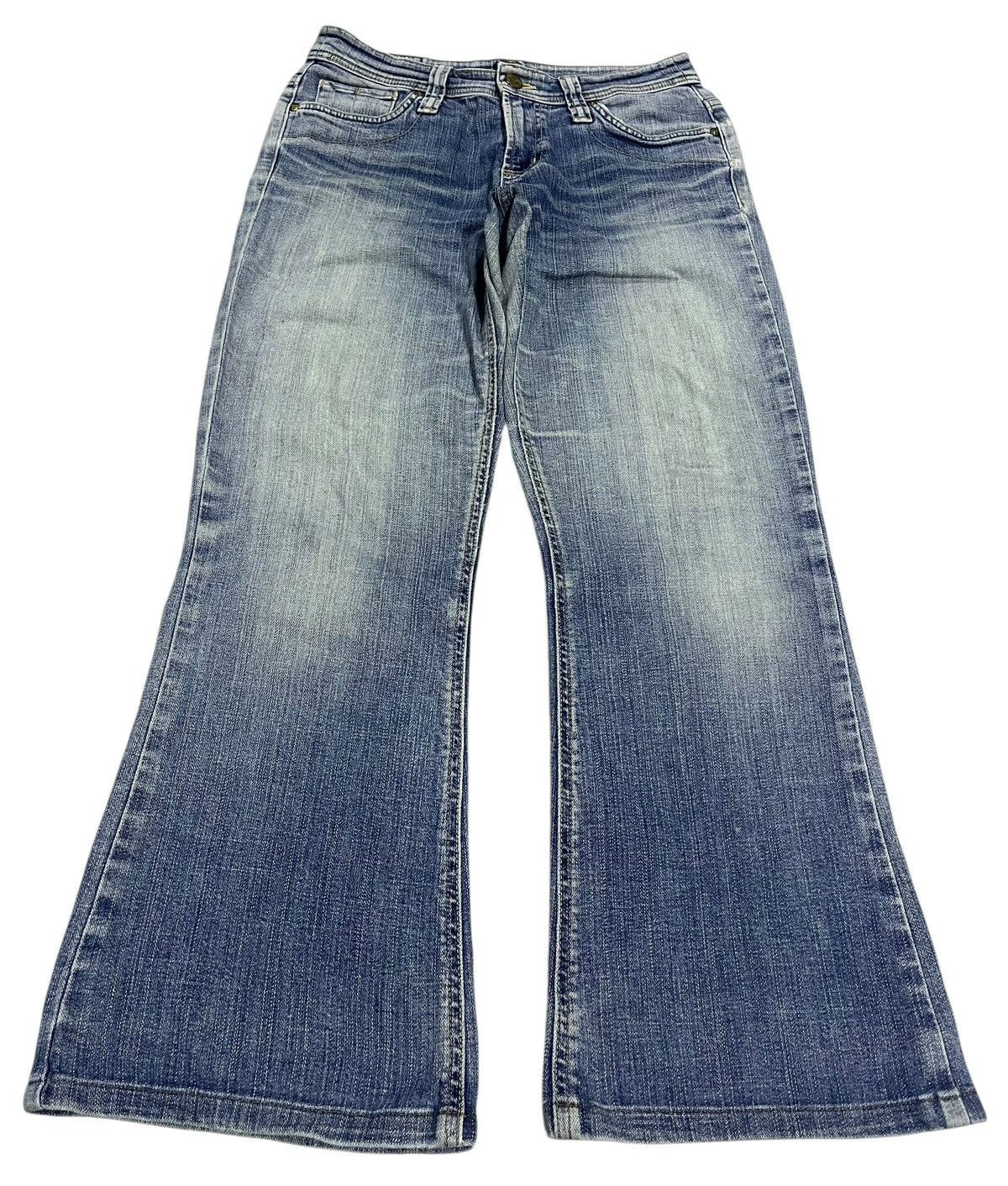 If Six Was Nine × Japanese Brand × Le Grande Bleu (L.G.B.) FLARE💥 Y2K JAPANESE BRAND WASHED BLUE JEANS Size 30" / US 8 / IT 44 - 1 Thumbnail