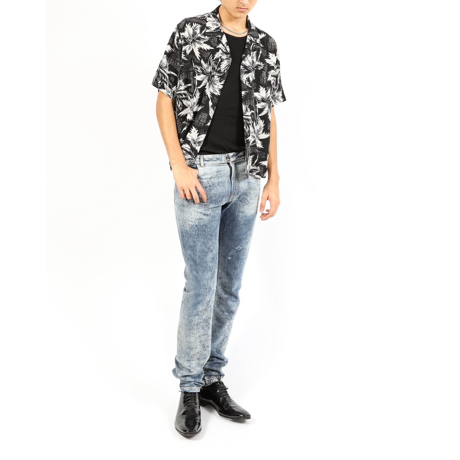 Saint Laurent Paris SS14 Shortsleeve Shirt in Black & White Floral Printed Silk Size US L / EU 52-54 / 3 - 9 Thumbnail