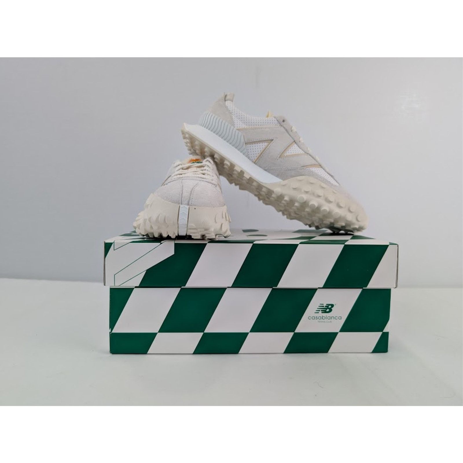 Casablanca × New Balance o1rshd1 Q:2 / XC-72 Sneakers Marshmallow / Brilliant White Size US 11 / EU 44 - 19 Thumbnail