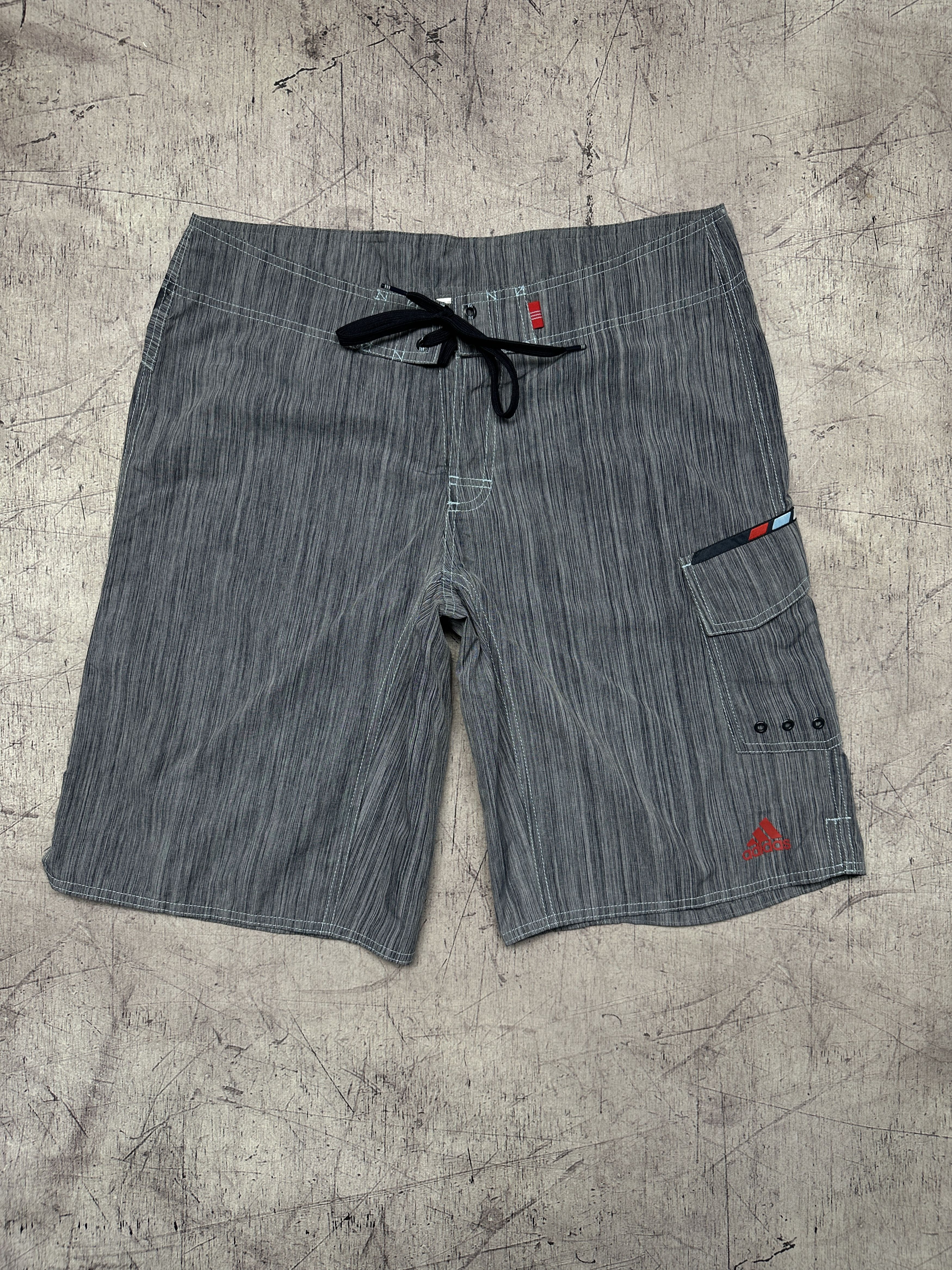 Adidas Adidas Mens Nylon Cargo Shorts Surf style Size US 34 / EU 50 - 1 Thumbnail