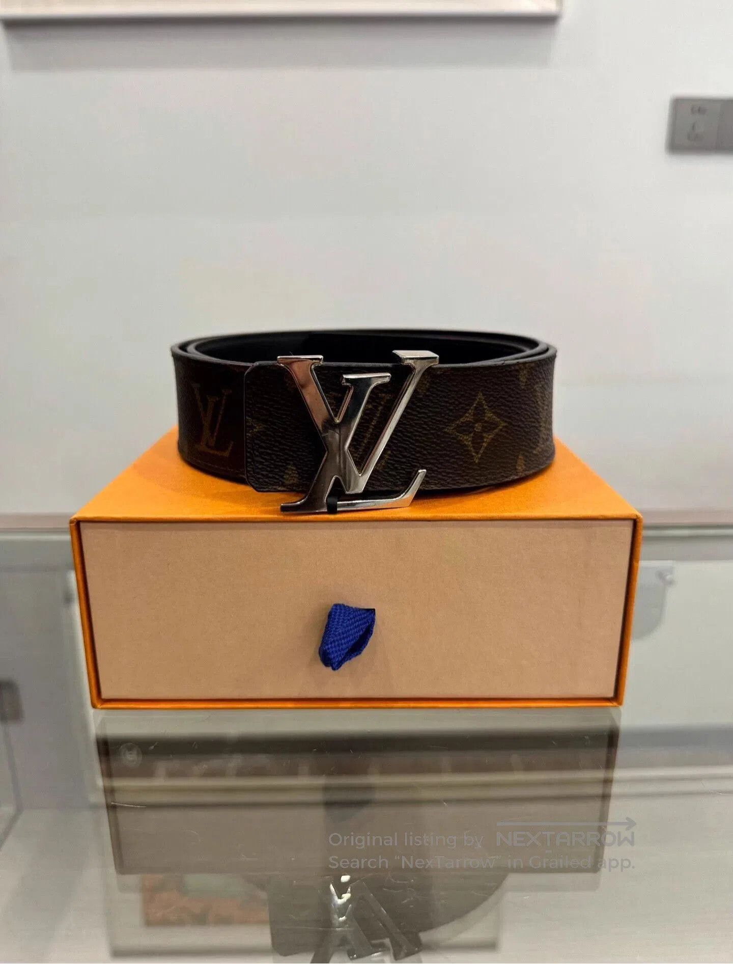 Louis Vuitton Brown Leather Belt with Silver Logo Buckle. Size ONE SIZE - 1 Thumbnail