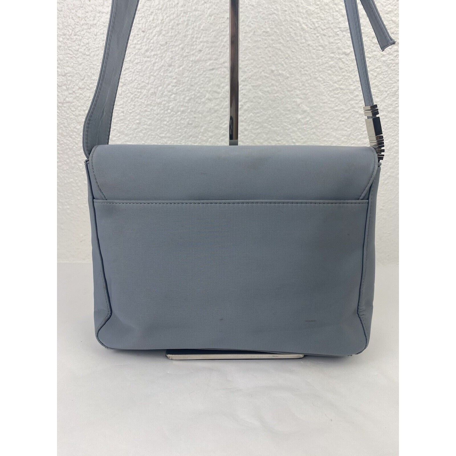 Guess VTG GUESS Gray Nylon Shoulder Bag Purse Metal Logo Y2K 90s Size ONE SIZE - 9 Thumbnail