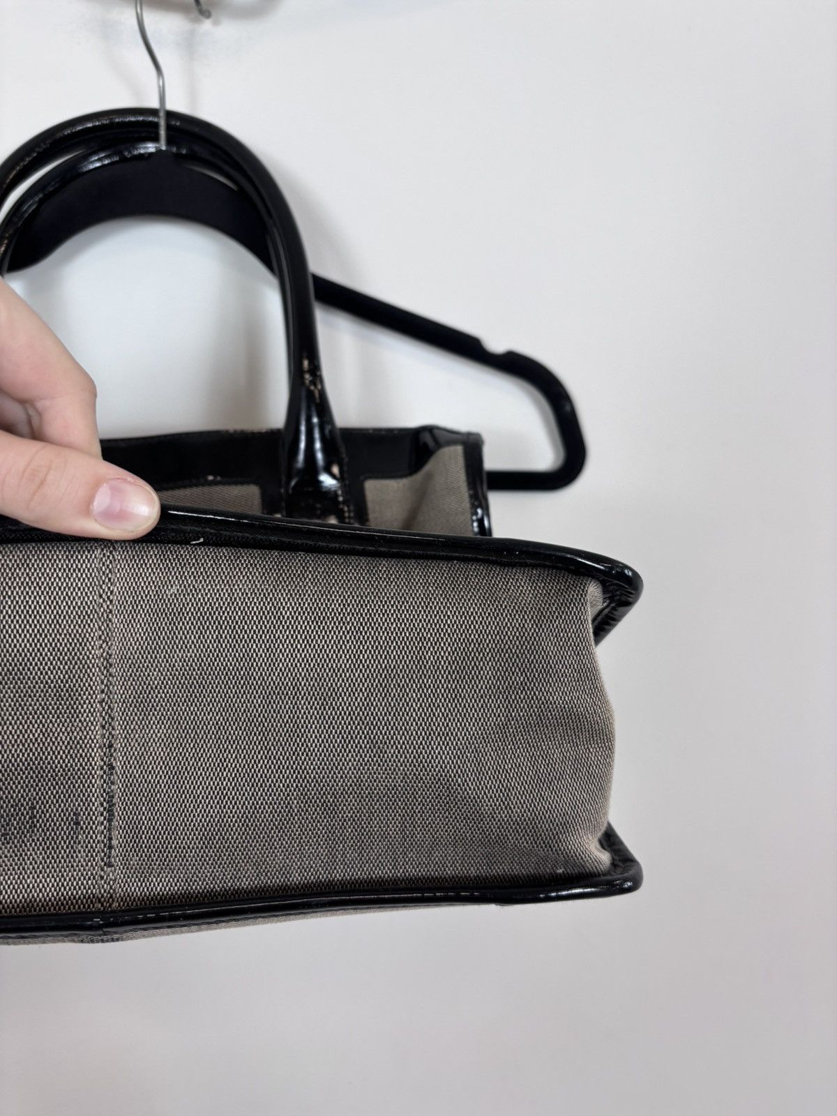 Gucci Gucci Canvas Patent Leather Gray Black Shoulder Handle Bag Size ONE SIZE - 12 Thumbnail