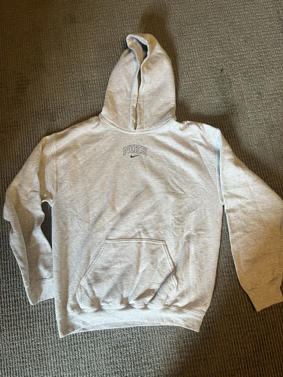 Nike Nike hoodie middle logo | Grailed