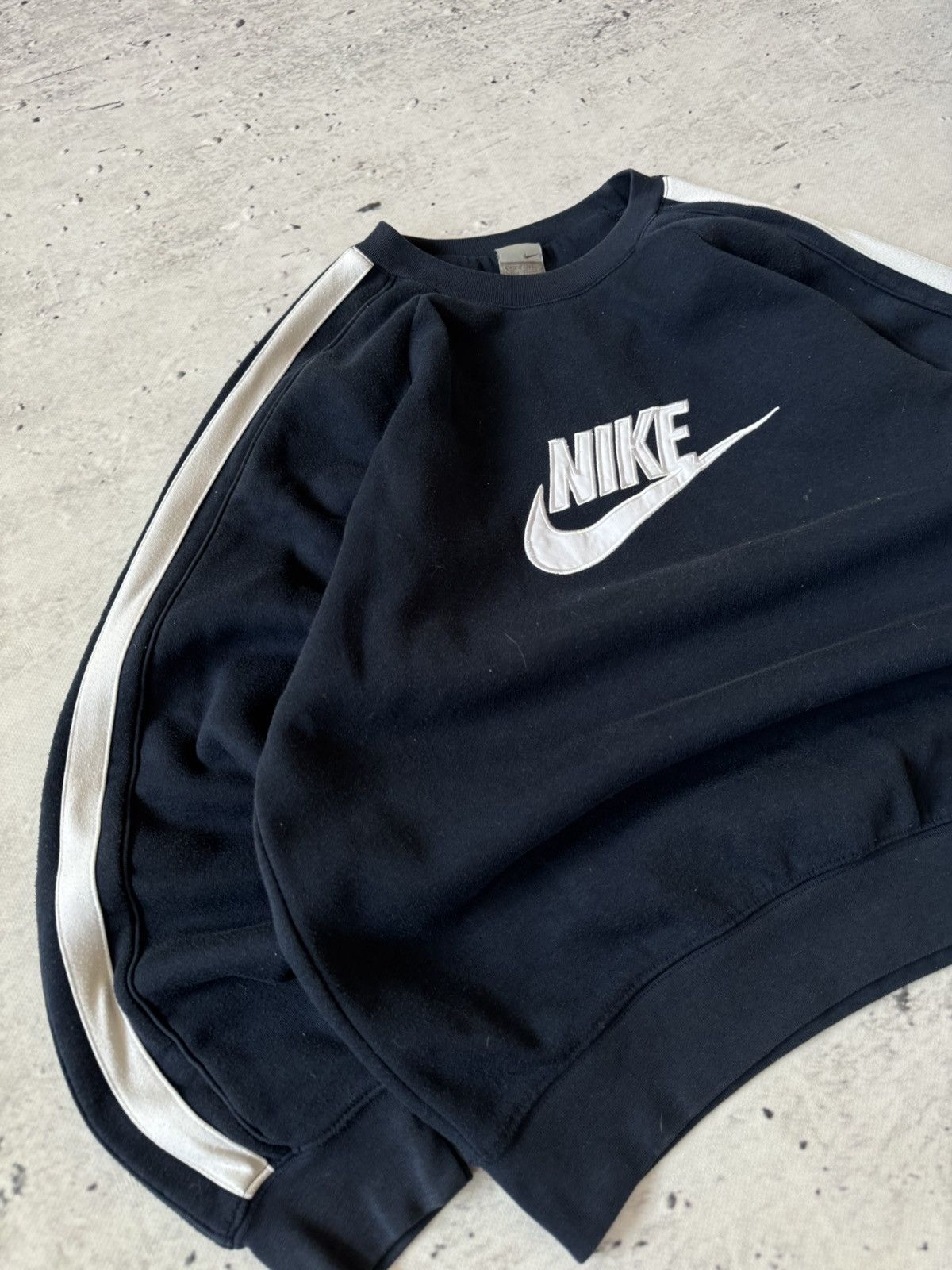 Nike × Vintage NIKE VINTAGE 00s y2k OVERSIZE BAGGY SWEATSHIRT CENTER LOGO Size US S / EU 44-46 / 1 - 2 Thumbnail