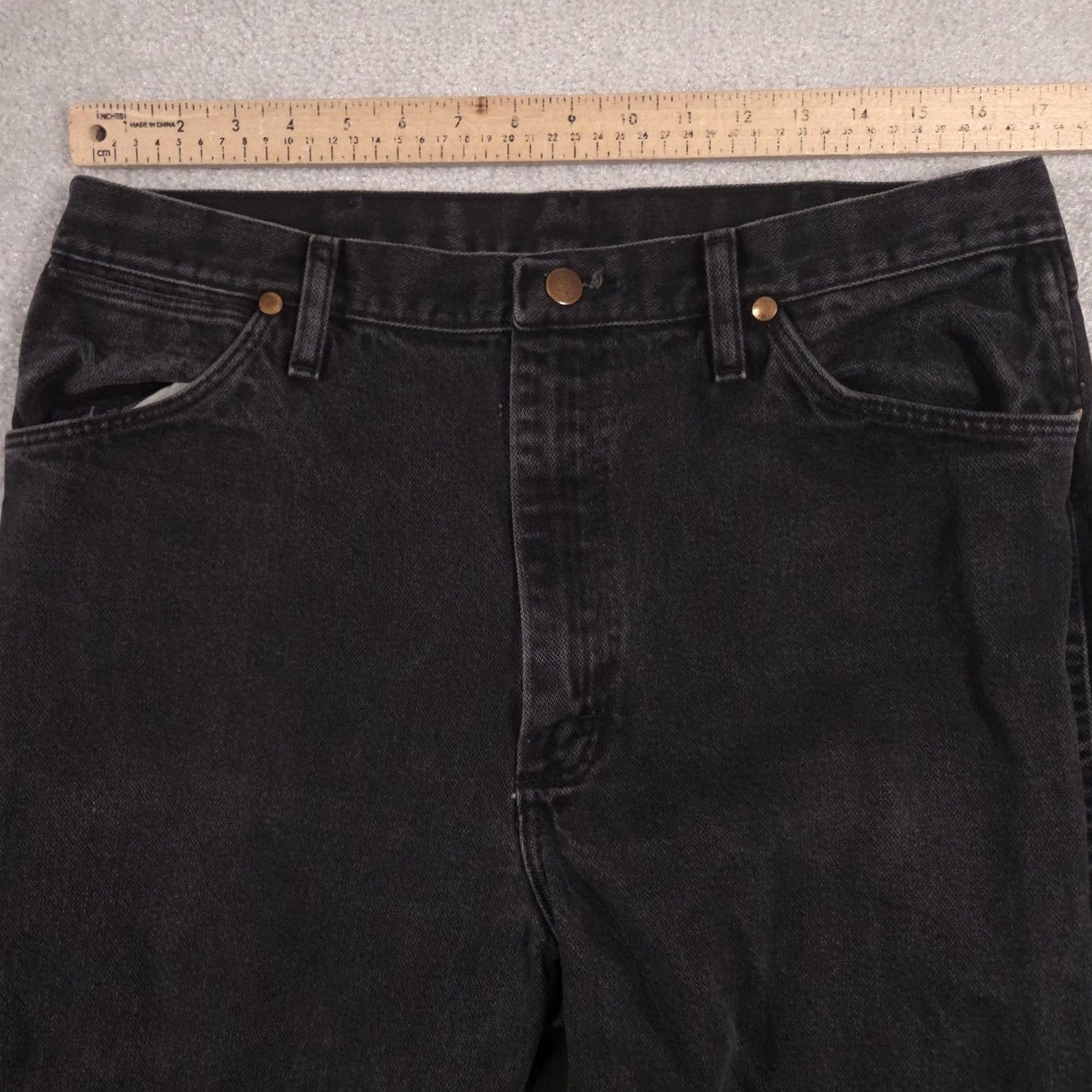 Wrangler VINTAGE Wrangler Cowboy Cut Jeans Mens 35x36 Black Denim Straight Leg Zip Fly Charcoal Mens Regular Black Jeans Cowboy Cut 13MWZAWK Men Size US 35 - 7 Thumbnail