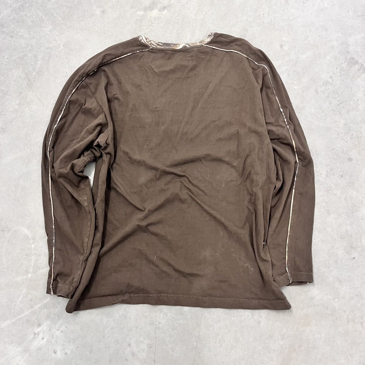 Realtree × Vintage Y2K Brown Realtree Long Sleeve Skater Style Goth Emo XL Size US XL / EU 56 / 4 - 6 Thumbnail
