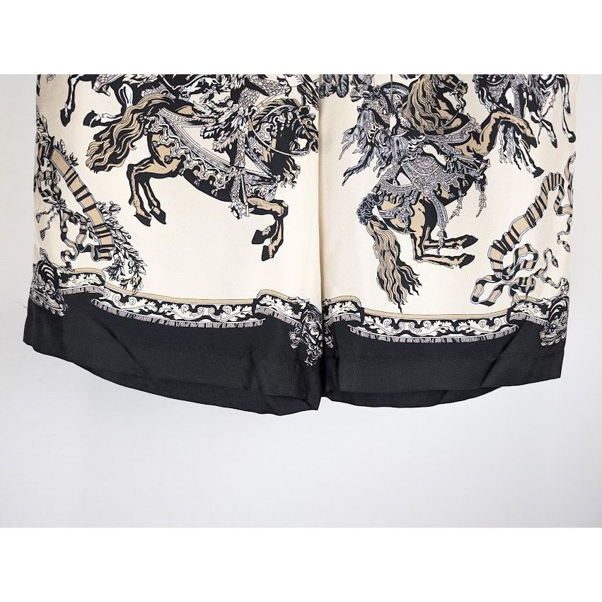 Gucci o1rshd1 Roi Soleil Short On TW Prt in Ivory/Black/Mc Size US 34 / EU 50 - 7 Thumbnail