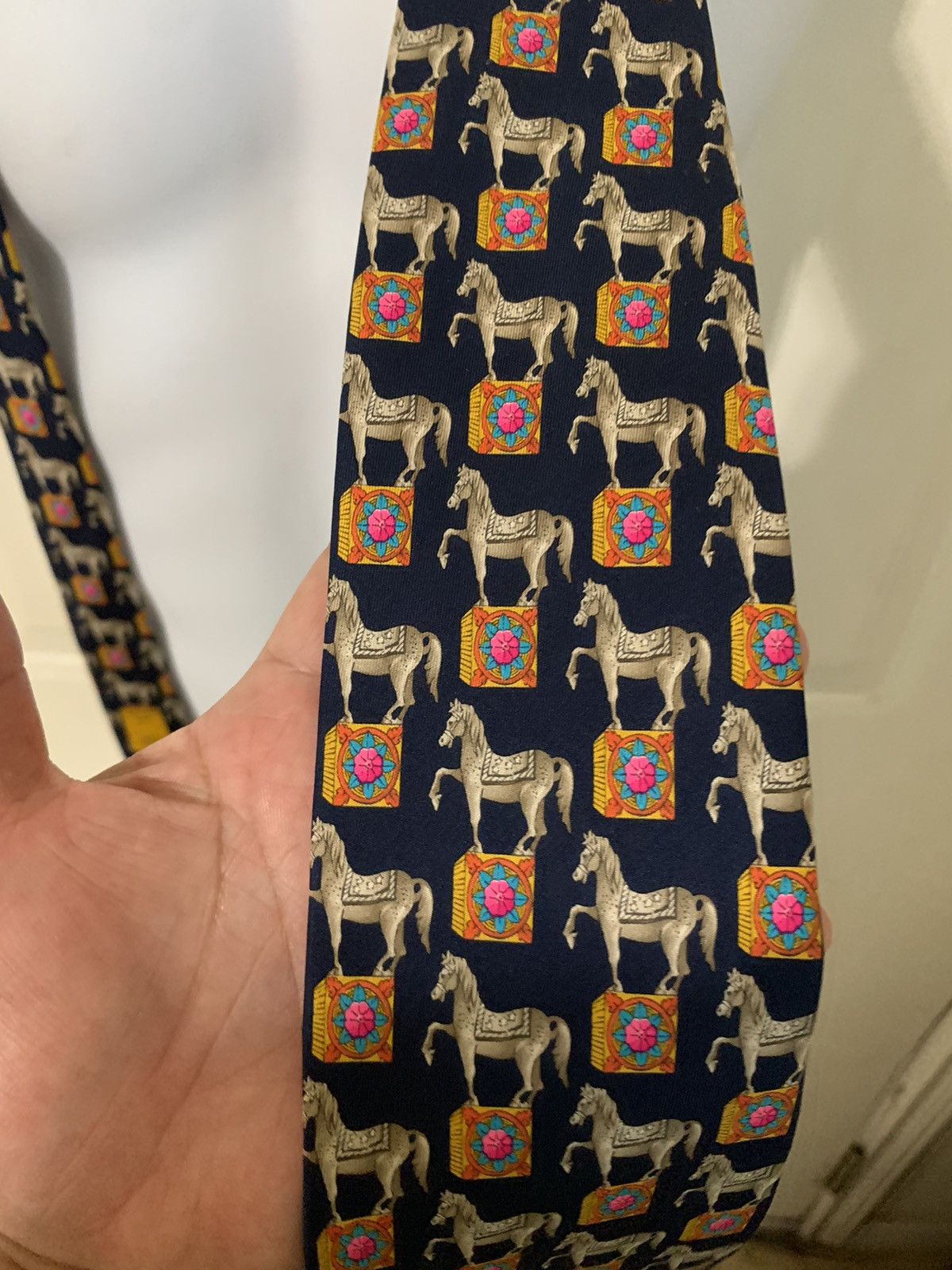 Leonard Paris Show Horses All Silk tie Size ONE SIZE - 4 Thumbnail