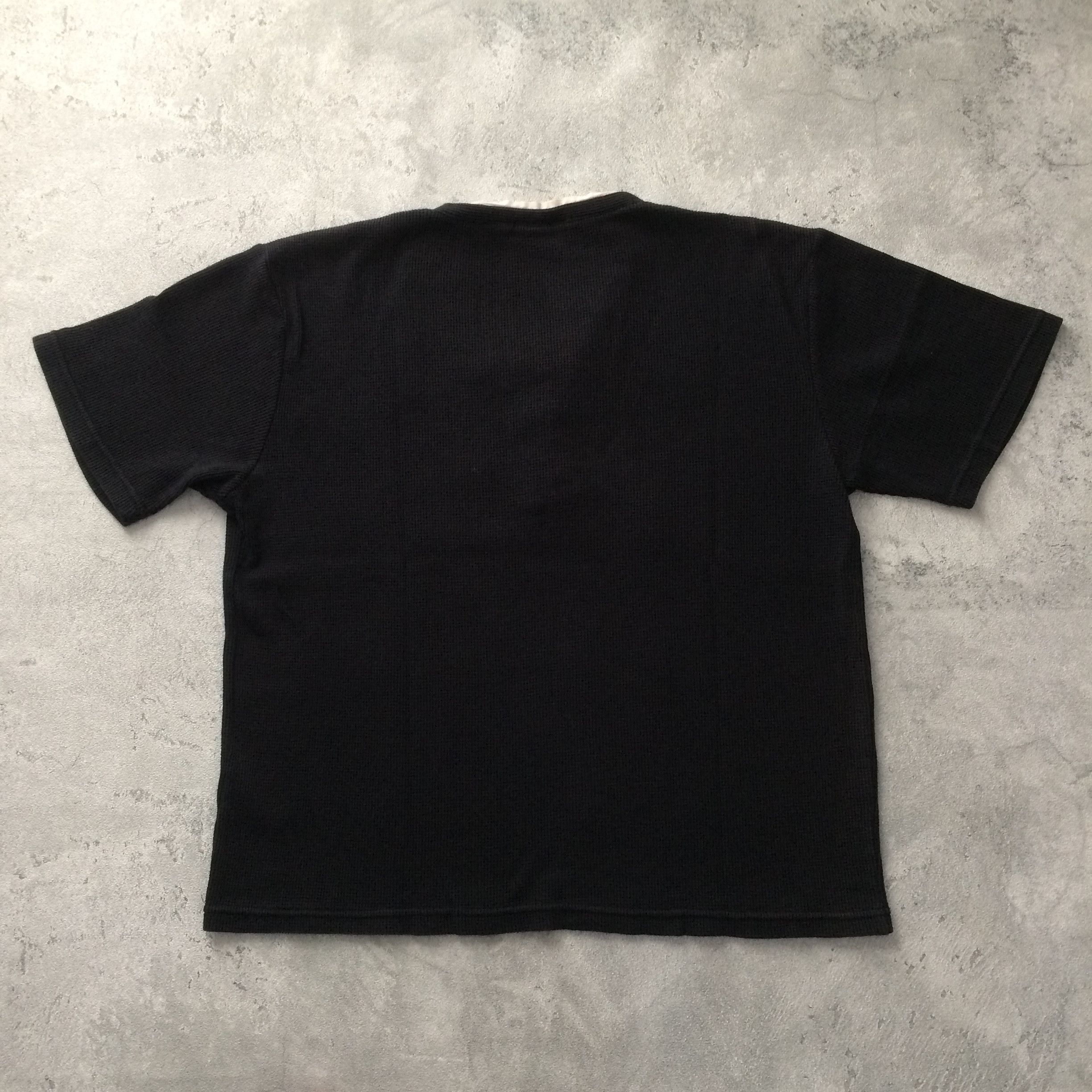 Japanese Brand Thruxton men short sleeve with button detail on V collar Size US M / EU 48-50 / 2 - 5 Thumbnail