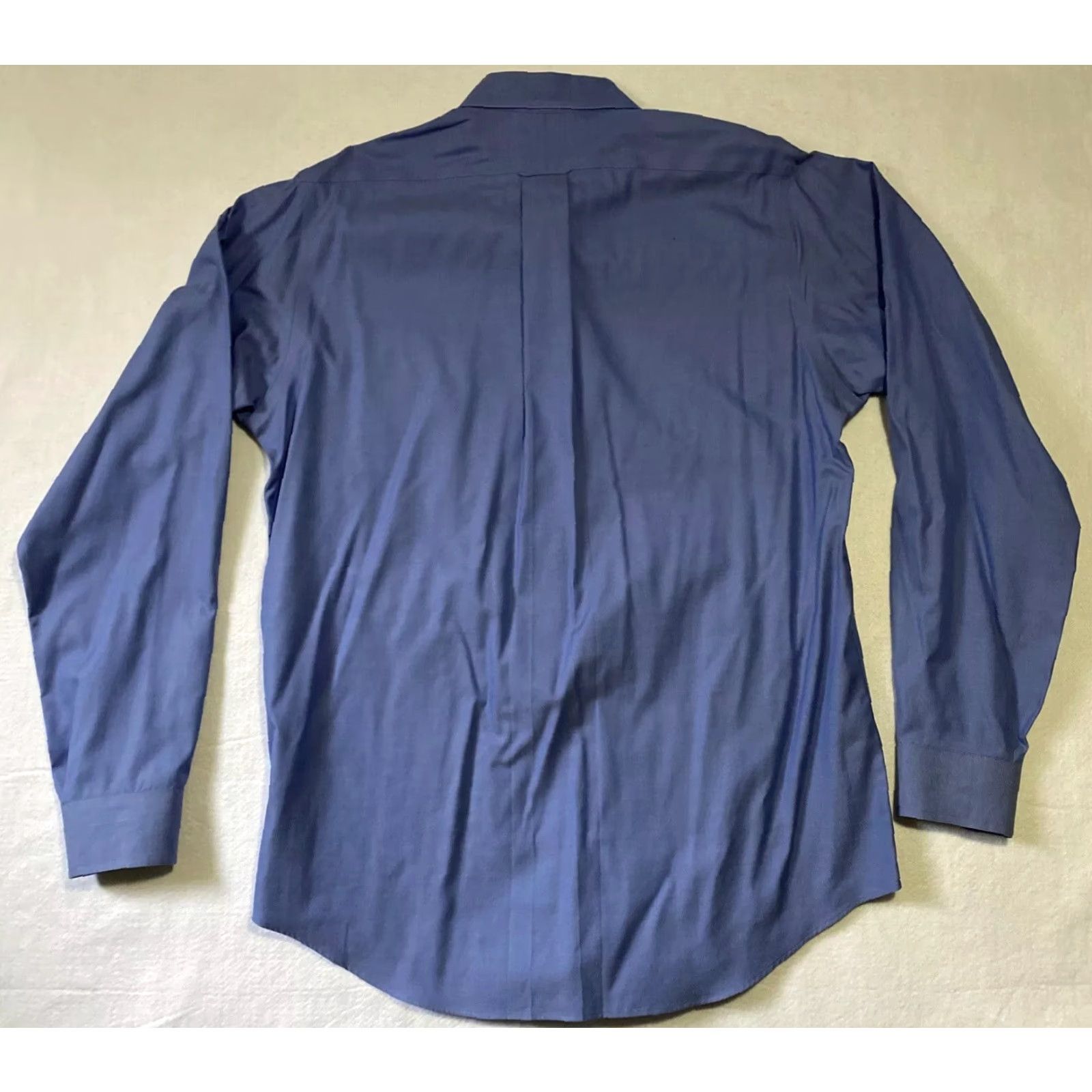 Vintage Marshall Field's Button Shirt Men’s Size 16X37 Blue Long Sleeve Dress Shirt Buttons Non-Iron Pockets Casual Formal Vintage Lands 26-26 Mens Size US L / EU 52-54 / 3 - 6 Thumbnail