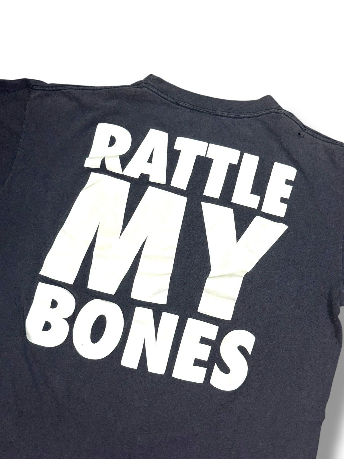 Vintage *RARE* 1990s VINTAGE FADED RATLE MY BONES SKULL GLOW DARK Size US XL / EU 56 / 4 - 10 Thumbnail