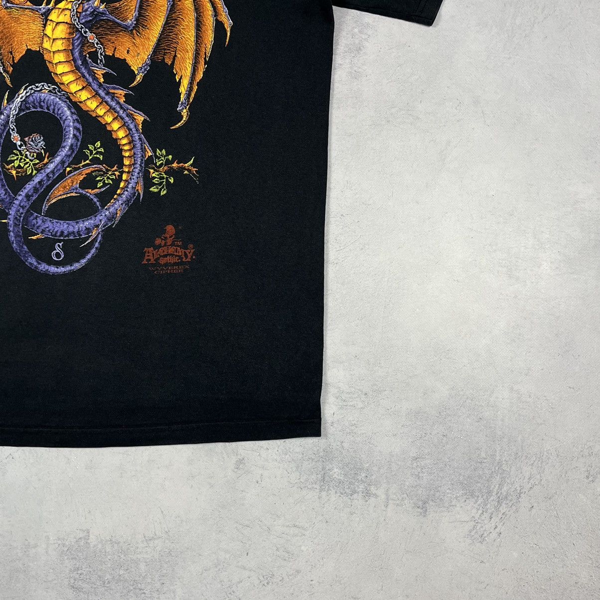 Vintage Vintage Alchemy Gothic Y2K Dragon T Shirt 90’s Size US L / EU 52-54 / 3 - 4 Thumbnail
