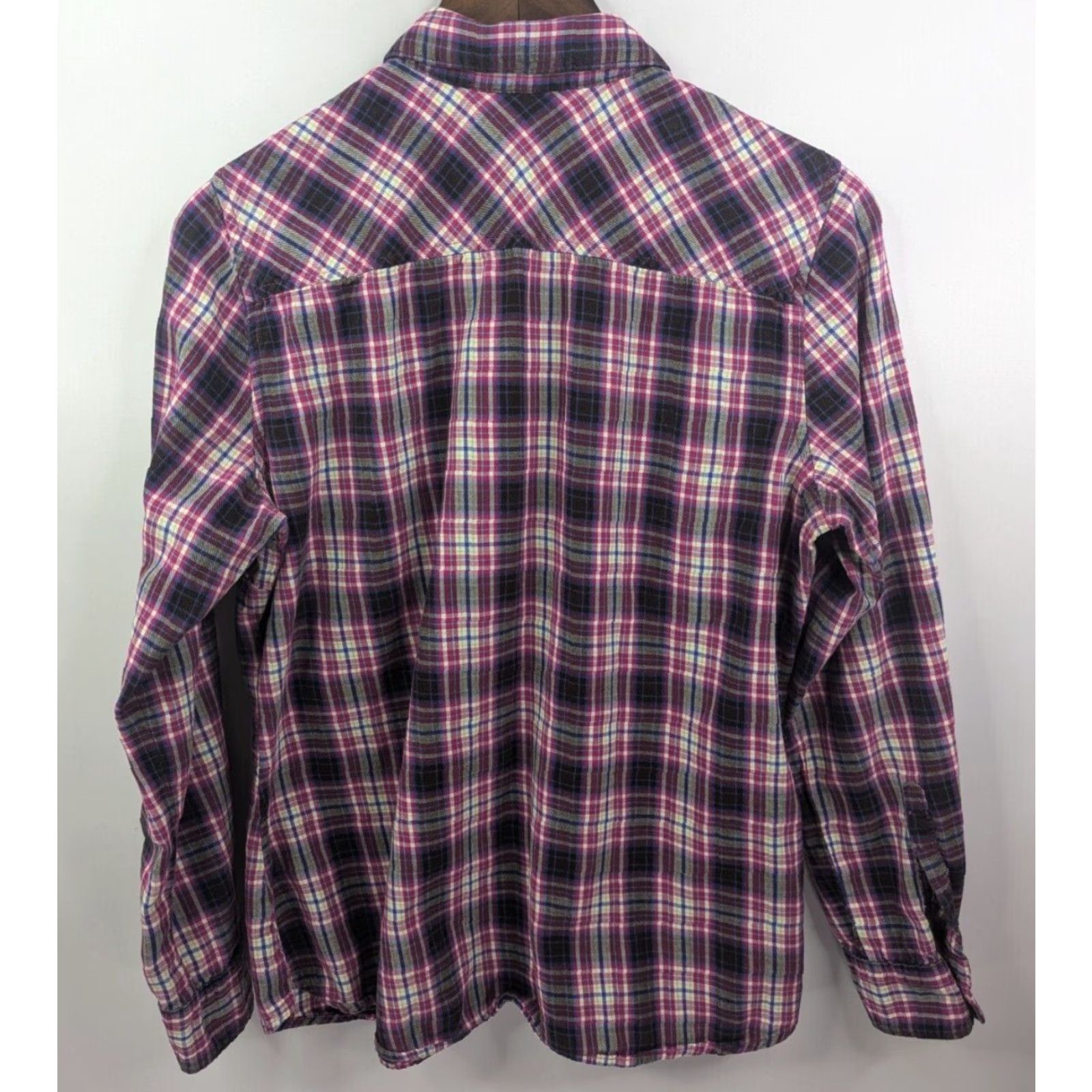 Eddie Bauer Eddie Bauer Shirt Women's Large Plaid Cotton Flannel Long Sleeve Casual Button-Up Size L / US 10 / IT 46 - 3 Thumbnail