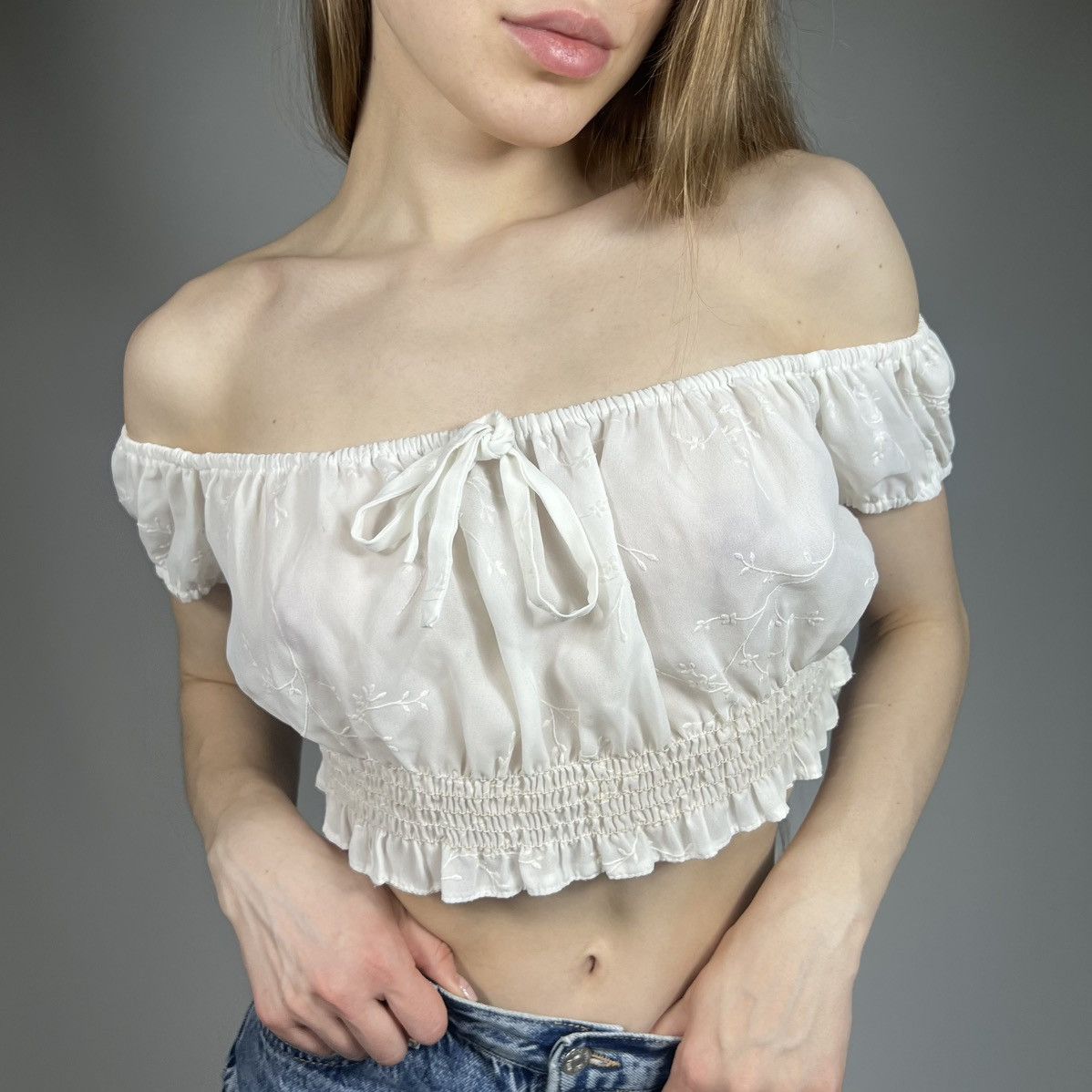 Japanese Brand Vintage Y2K Japanese Floral Flower Print Retro Sexy T-shirt Size L / US 10 / IT 46 - 1 Thumbnail