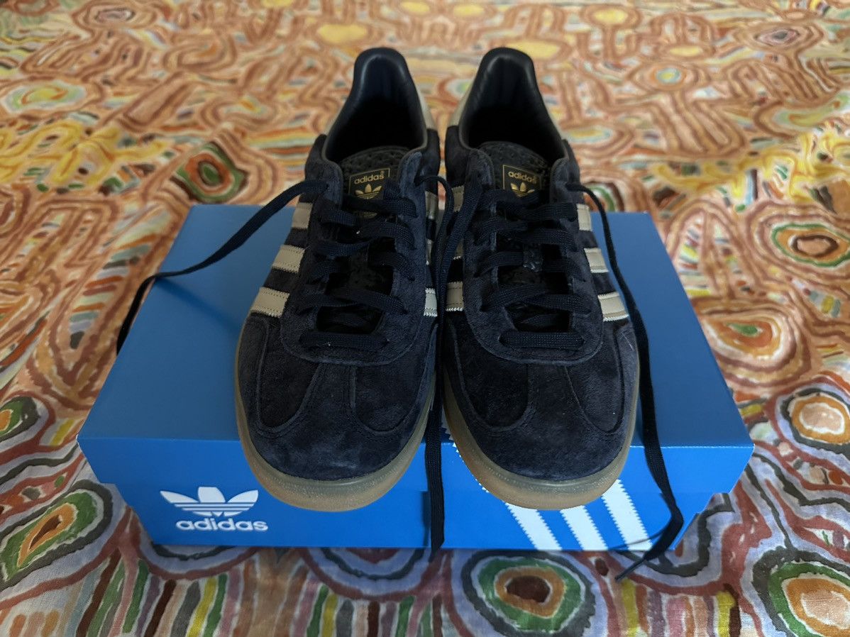Adidas Adidas GAZELLE INDOOR Silver Pebble, Wonder Beige & Gum Size US 7.5 / EU 40-41 - 2 Thumbnail