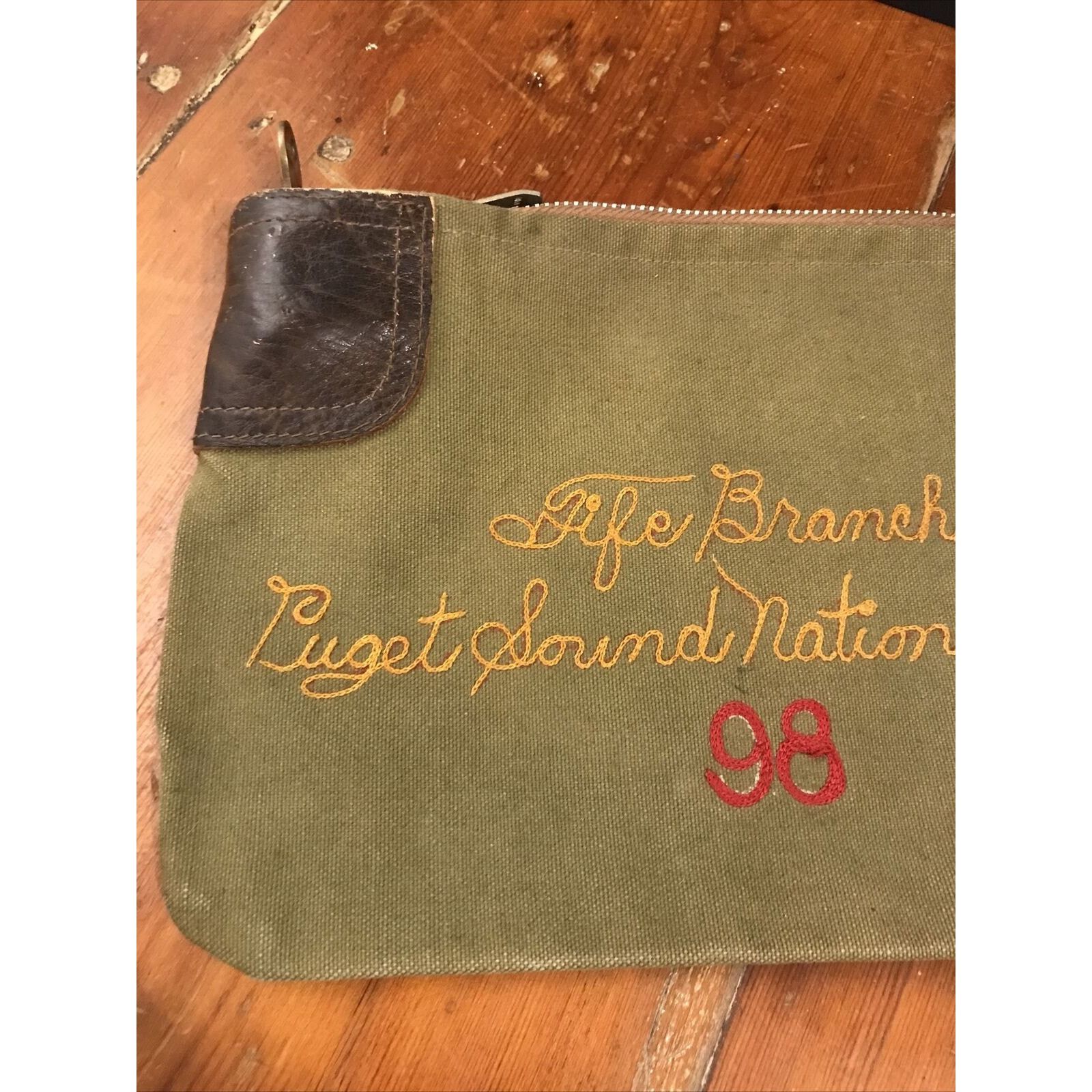 The Unbranded Brand Canvas 1930s Zipper Bank Bag Chain Stitch Leather Talon Zip Size ONE SIZE - 3 Thumbnail