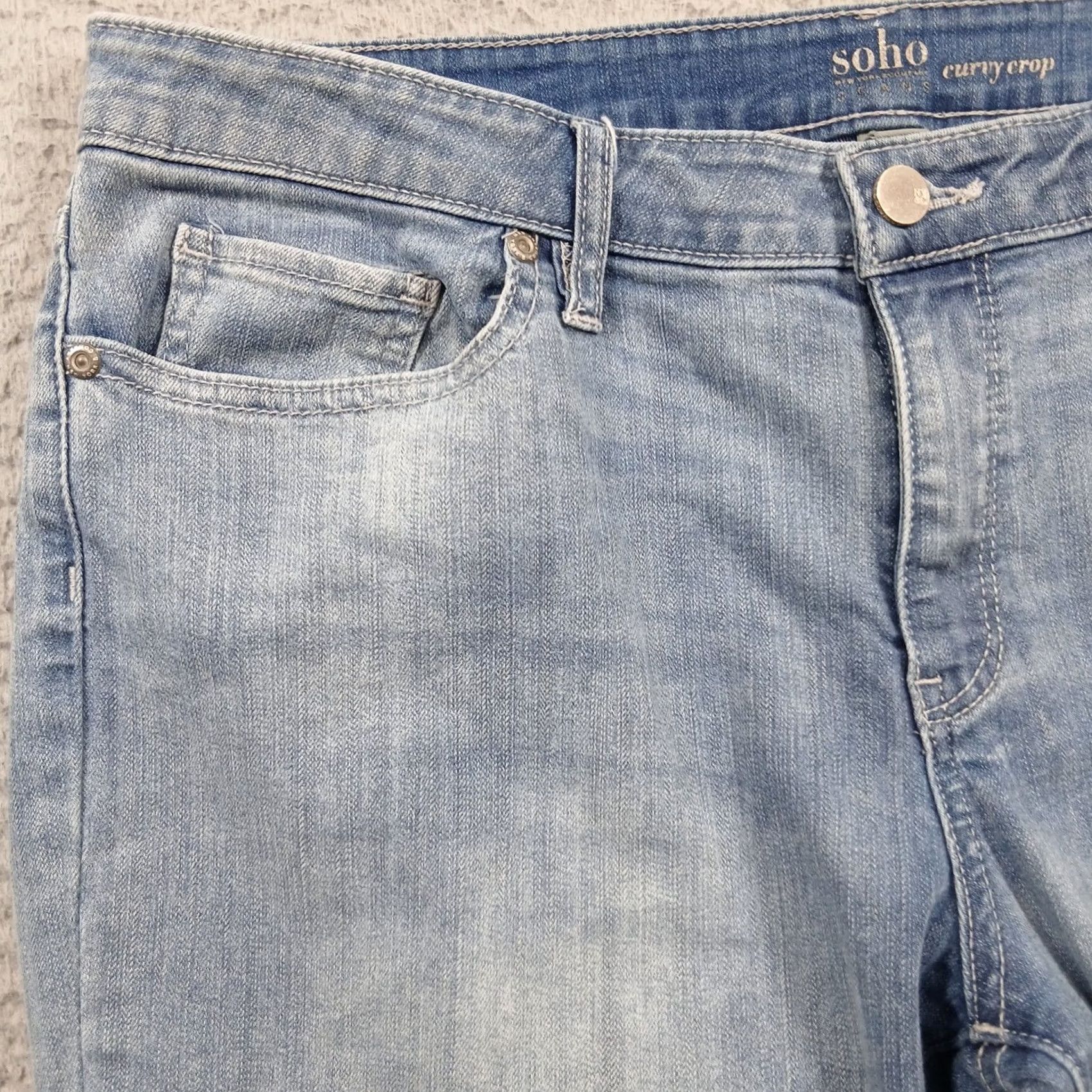 Denime New York & Company Soho Curvy Crop Jeans Women's Size 14 Light Wash Denim Size 36" / US 14 / IT 50 - 6 Thumbnail