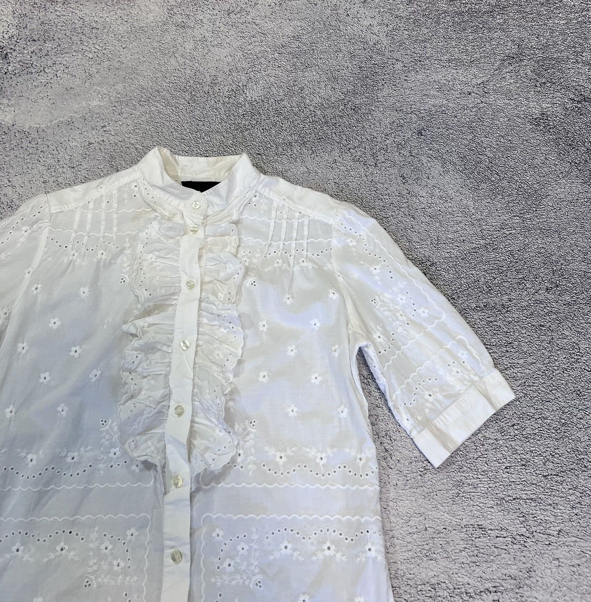 Dolce & Gabbana Dolce & Gabbana White Eyelet Embroidered Blouse Ruffle Front Size M / US 6-8 / IT 42-44 - 8 Thumbnail