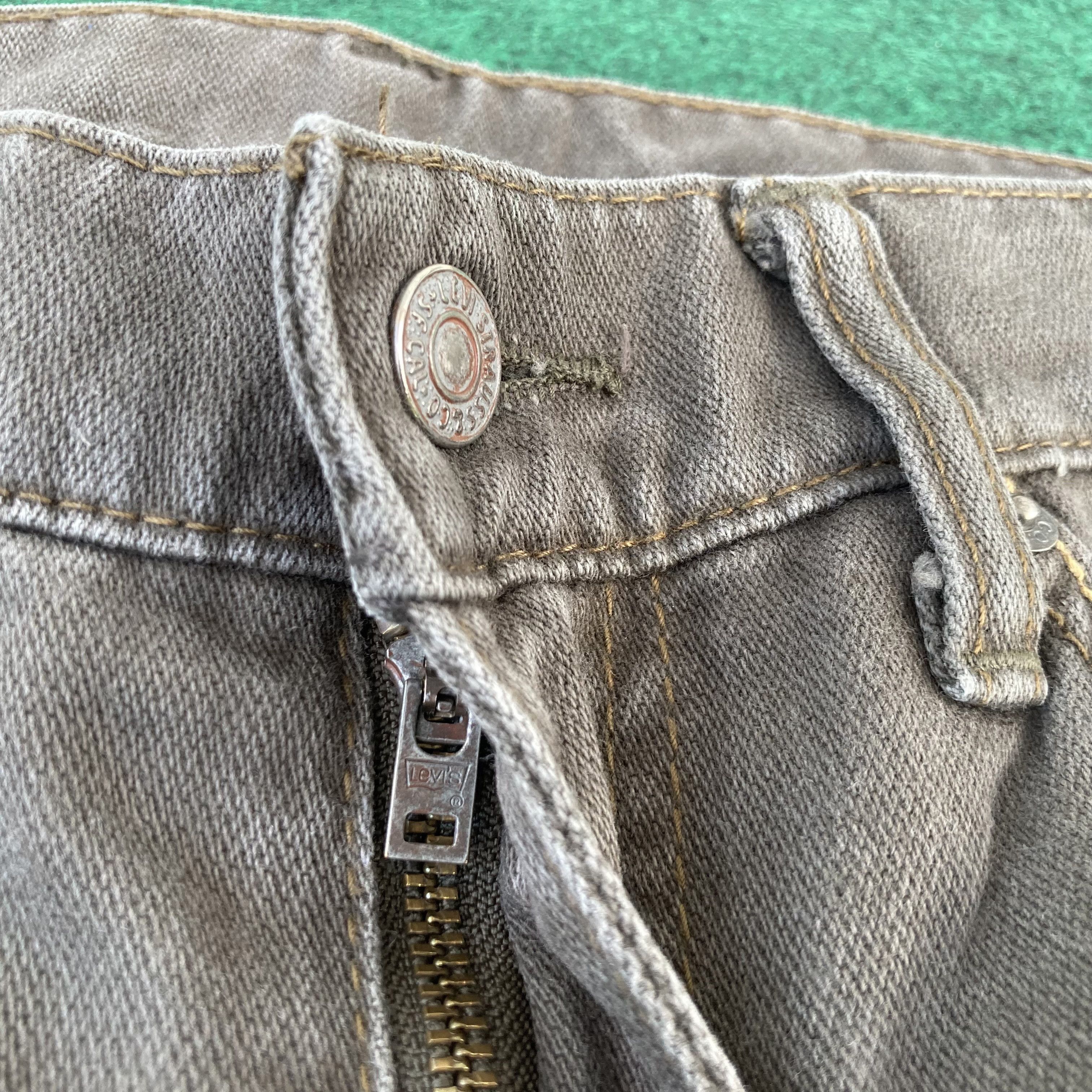 Levi's 32x32 Vintage Levis 517 Denim Flared Bootcut Sz 32 Jeans Size US 32 / EU 48 - 4 Thumbnail