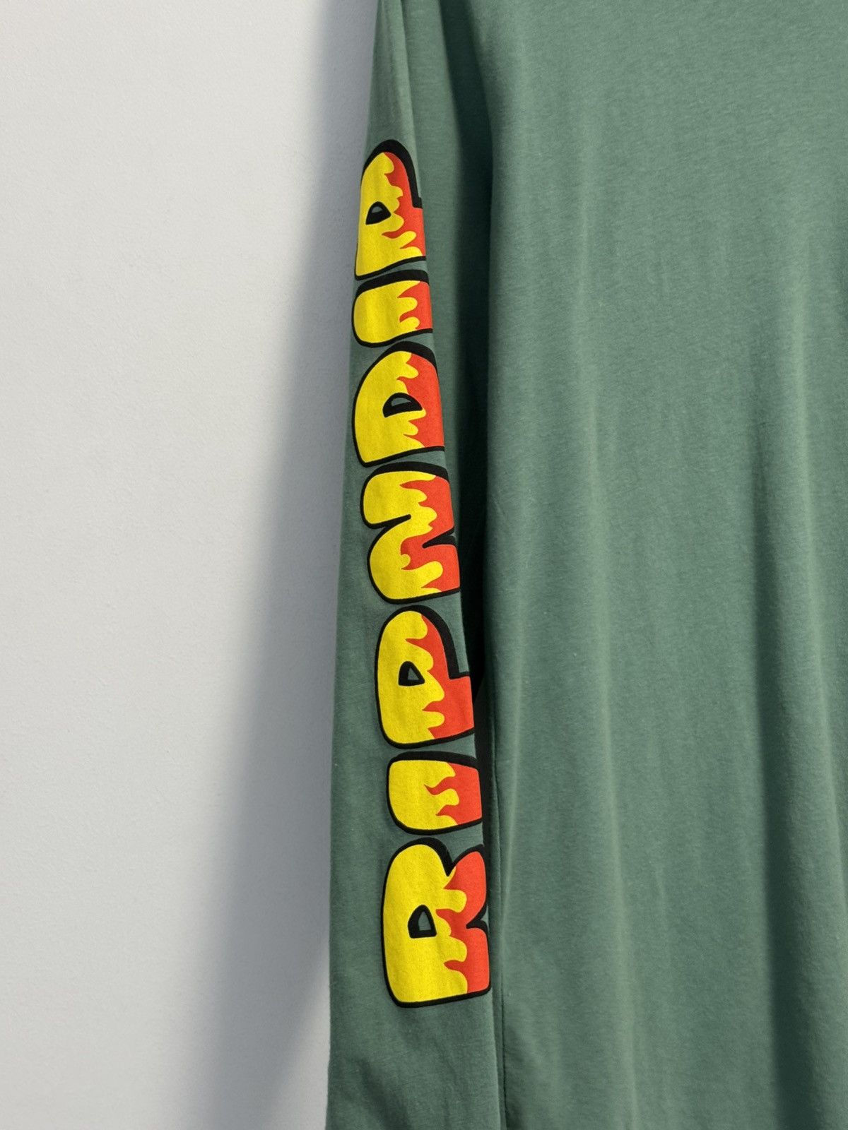 RIPNDIP Rip N Dip Men’s Small Long sleeve T-shirt Skateboarding Size US S / EU 44-46 / 1 - 8 Thumbnail