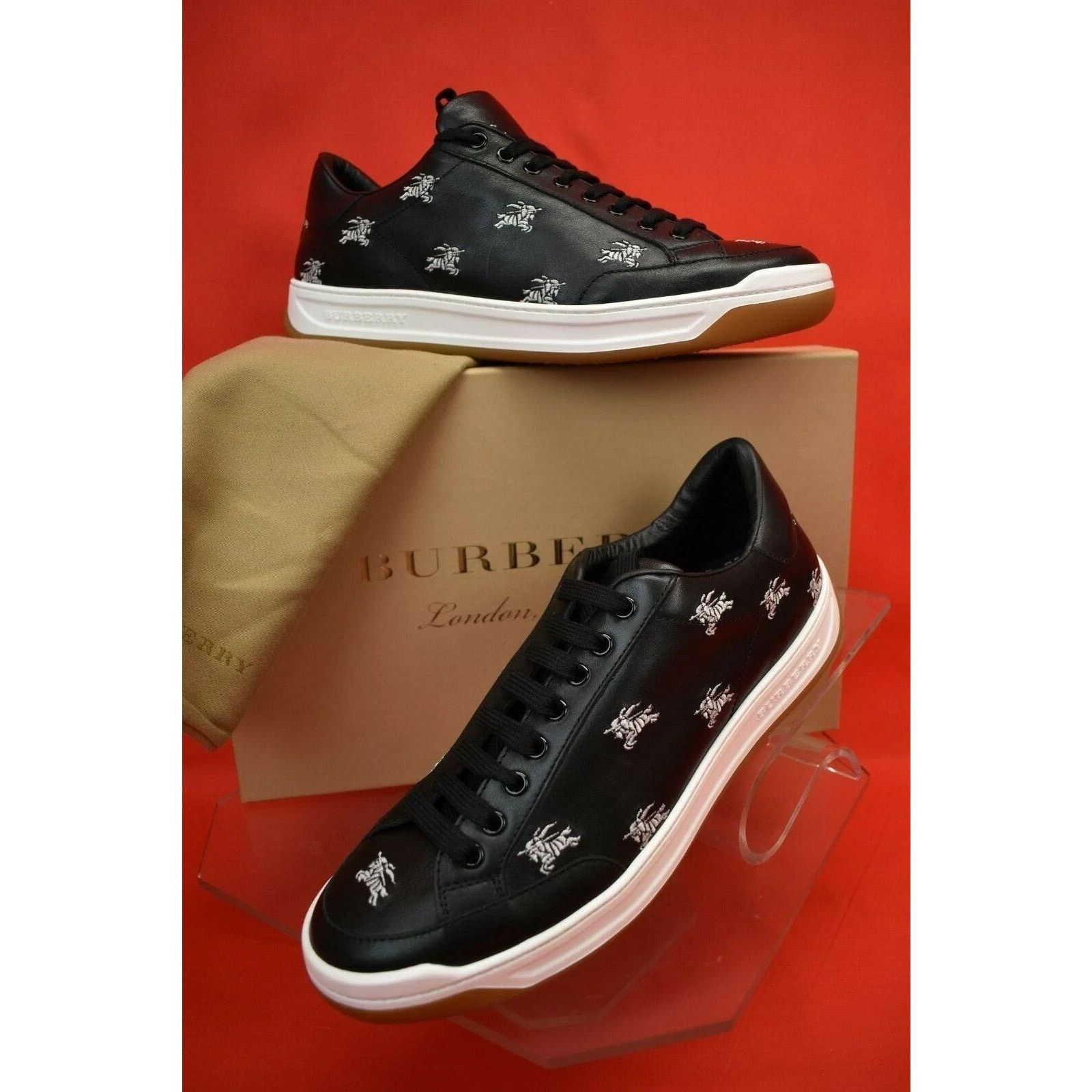 Burberry NIB BURBERRY TIMSBURY KNIGHTS BLACK LEATHER SNEAKERS 44 ITAL Size US 11 / EU 44 - 1 Thumbnail