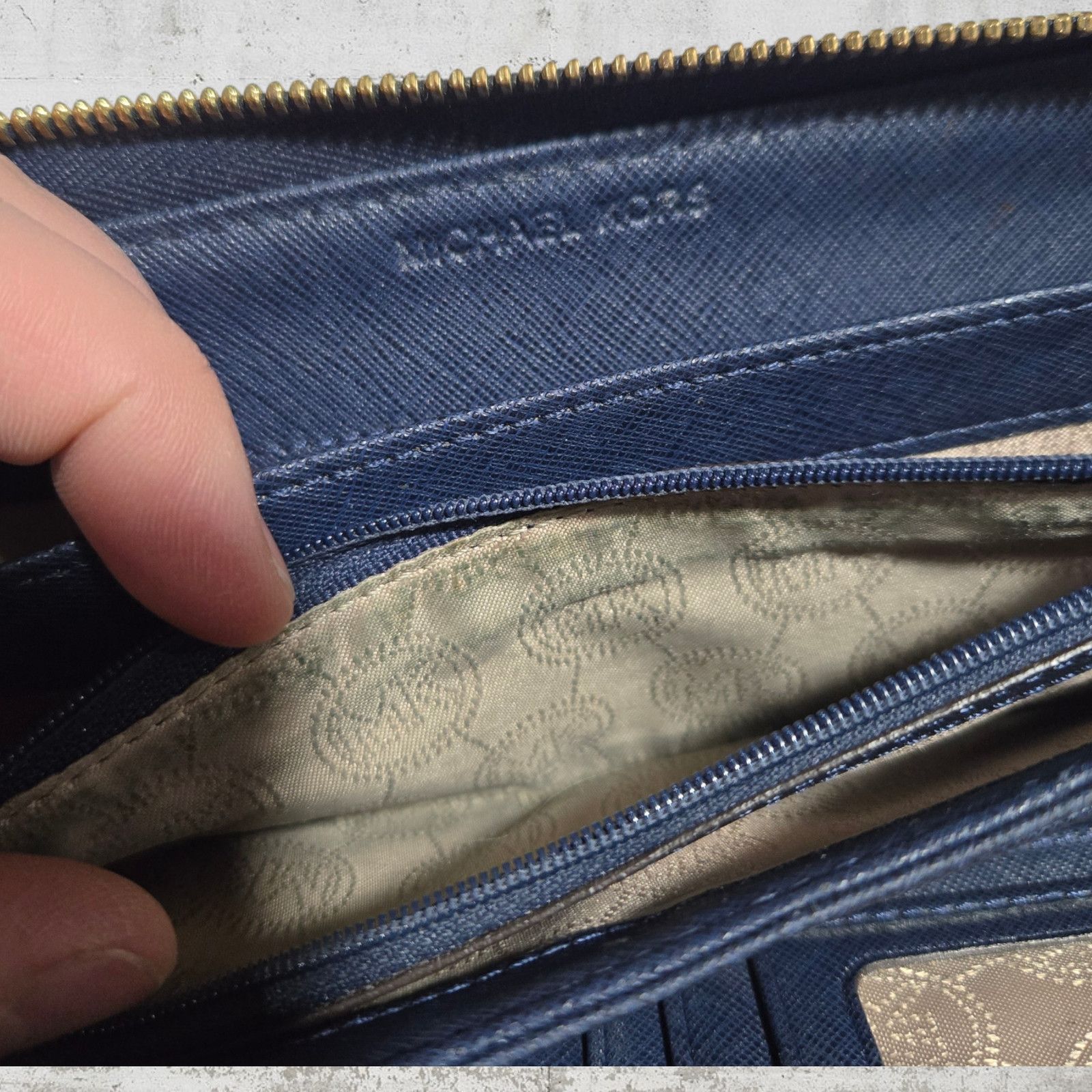 Michael Kors Michael Kors Navy Leather Continental Wristlet Wallet Size ONE SIZE - 7 Thumbnail