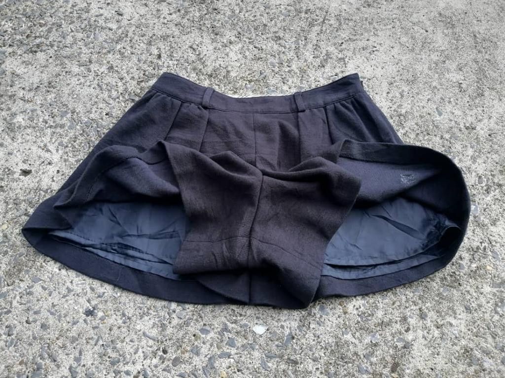 Burberry Burberry Blue Label Made In Japan Women Shorts Pants Size 25" / US 0 / IT 36 - 4 Thumbnail