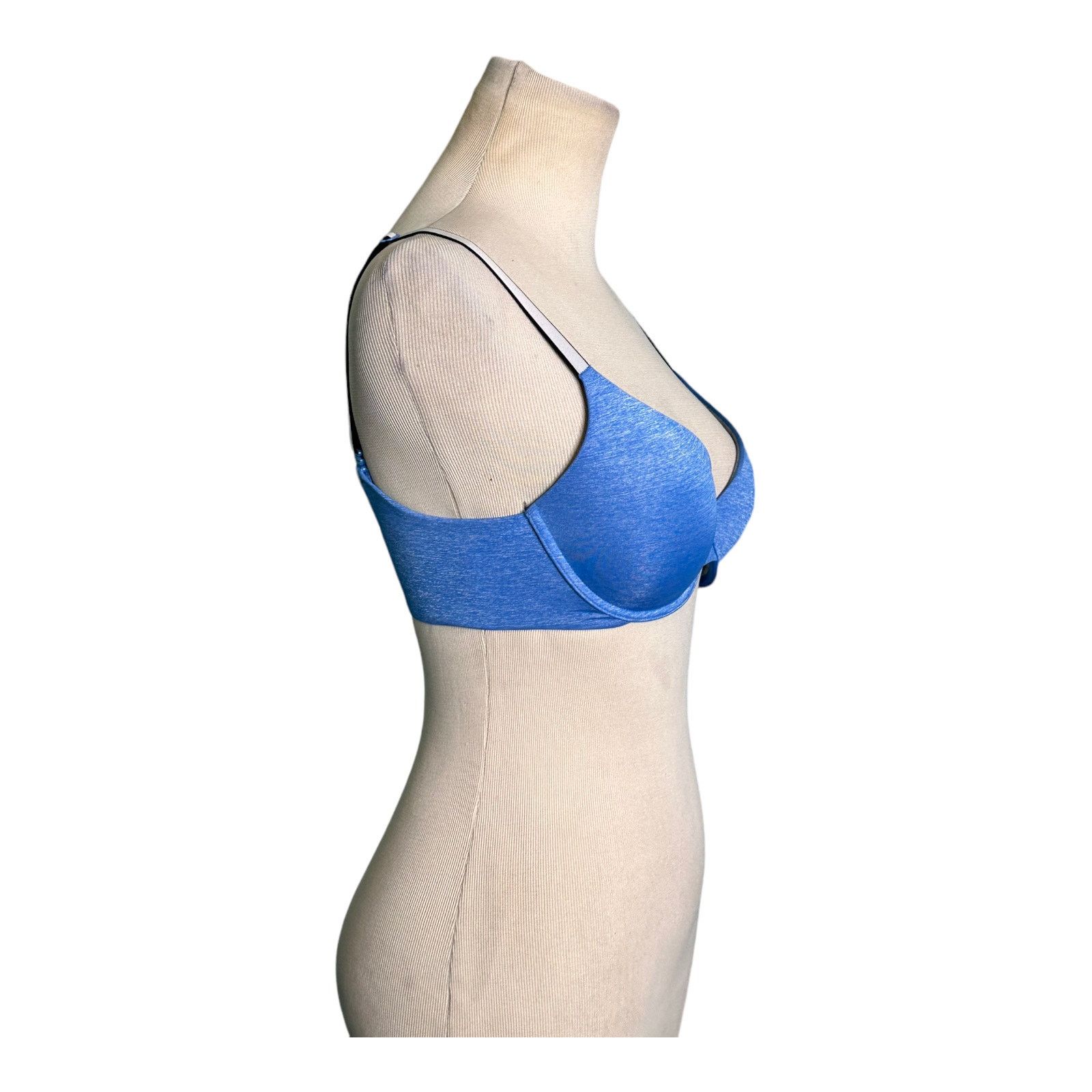 Victoria's Secret Victoria's Secret blue uplift semi demi blue bra size 32C Size ONE SIZE - 8 Thumbnail