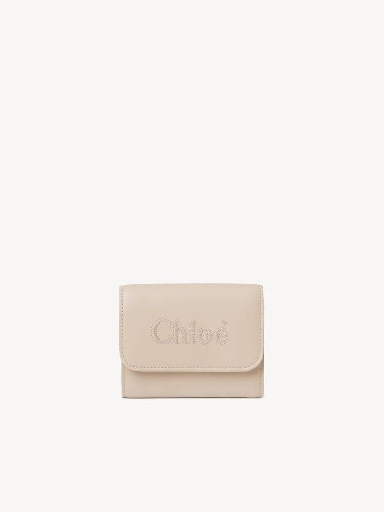 Champion o1loc1c0425 CHC23 Size: OS / Sense Small Trifold Wallet Size ONE SIZE - 1 Thumbnail