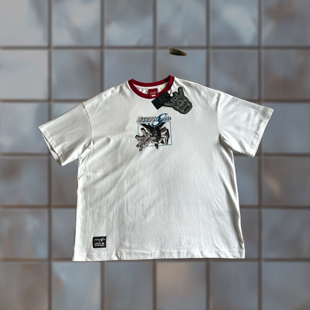 Levi's Levi’s Gundam Seed T-Shirt L-XL Ringer Anime Boxy Fit Rare Sold Out BNWT New Tag Size US L / EU 52-54 / 3 - 1 Thumbnail