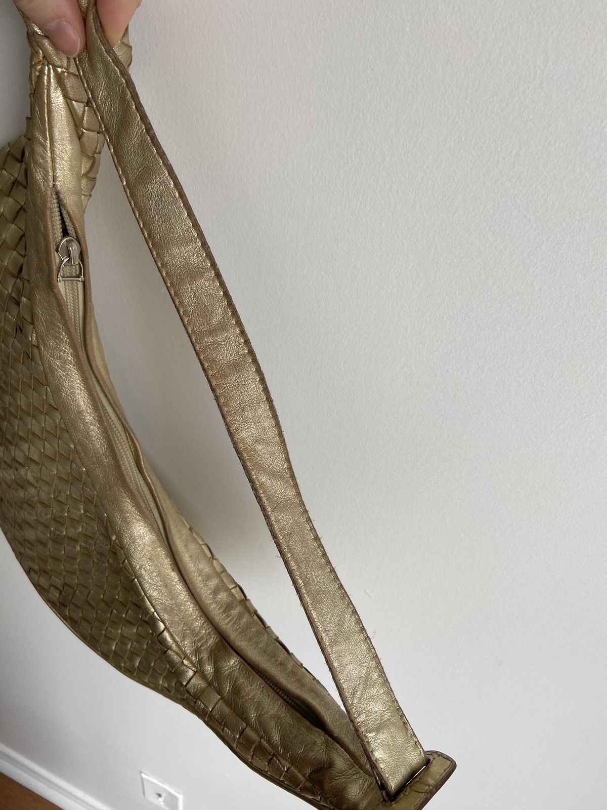 Bottega Veneta Bottega Veneta Gold Intrecciato Hobo Bag Size ONE SIZE - 9 Thumbnail
