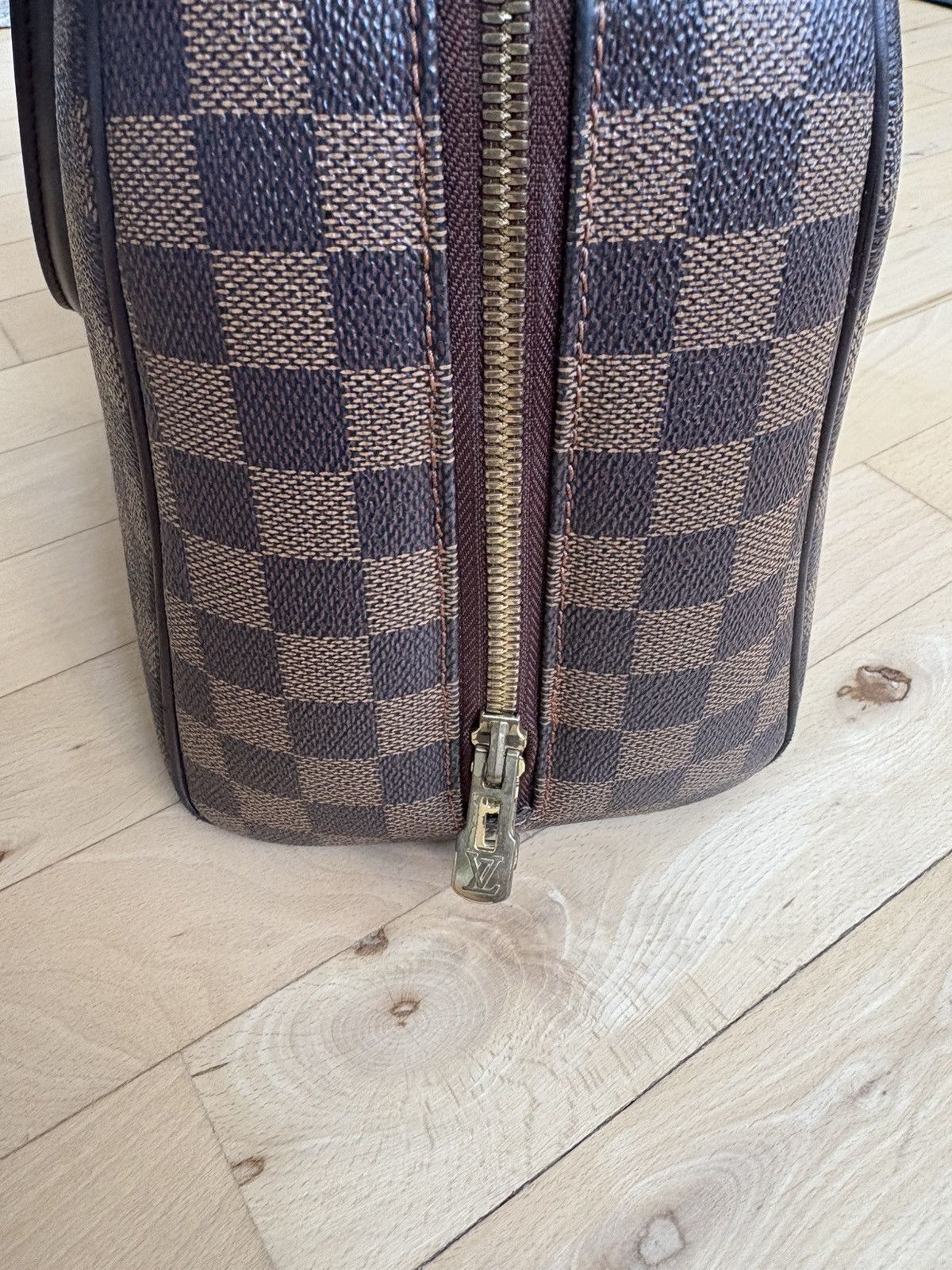 Louis Vuitton Louis Vuitton Nolita bag Size ONE SIZE - 3 Thumbnail