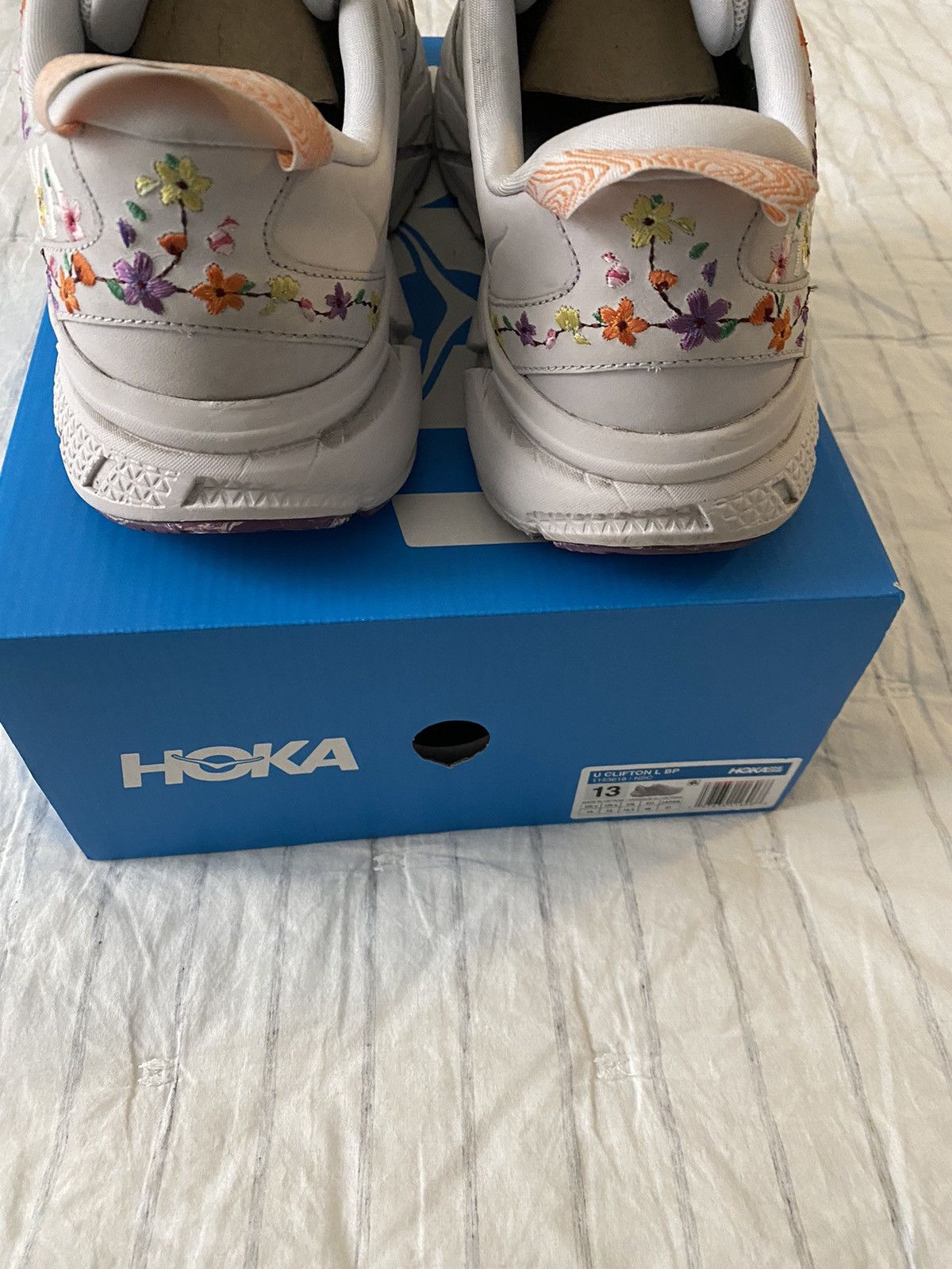 Hoka Hoka One One Clifton L BP Vibrant Bloom Grey Sz13 Size US 13 / EU 46 - 7 Thumbnail