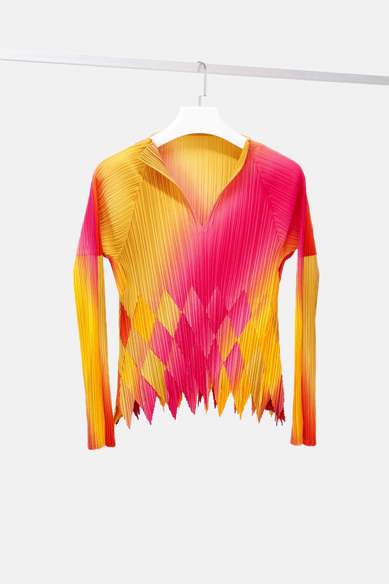 image of Issey Miyake Fete Harlequin Gradient Top, Women's (Size Medium)