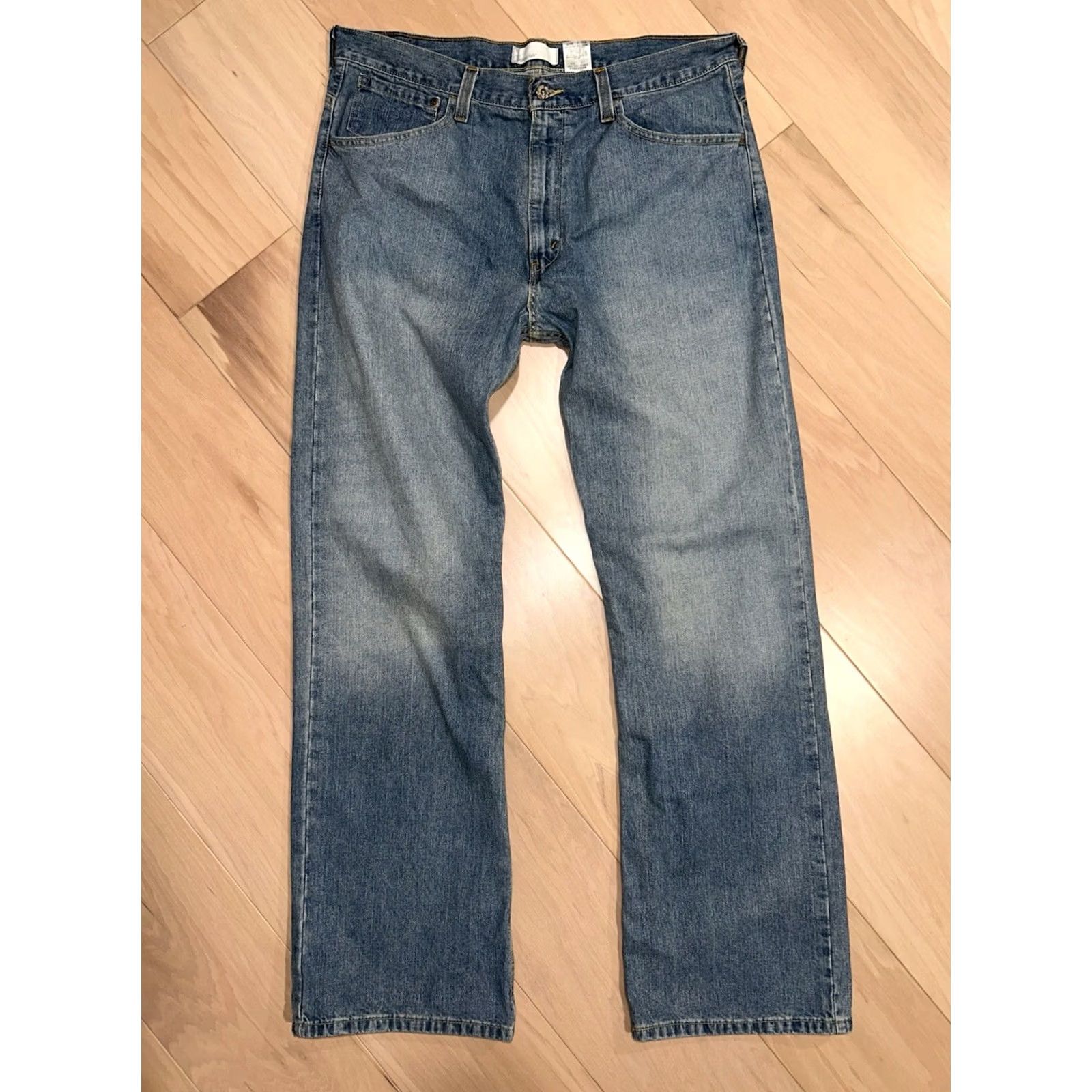 Levi's VINTAGE Levi’s Silvertab True Denim Jean Blue 36x34 Men’s Size US 36 / EU 52 - 2 Thumbnail