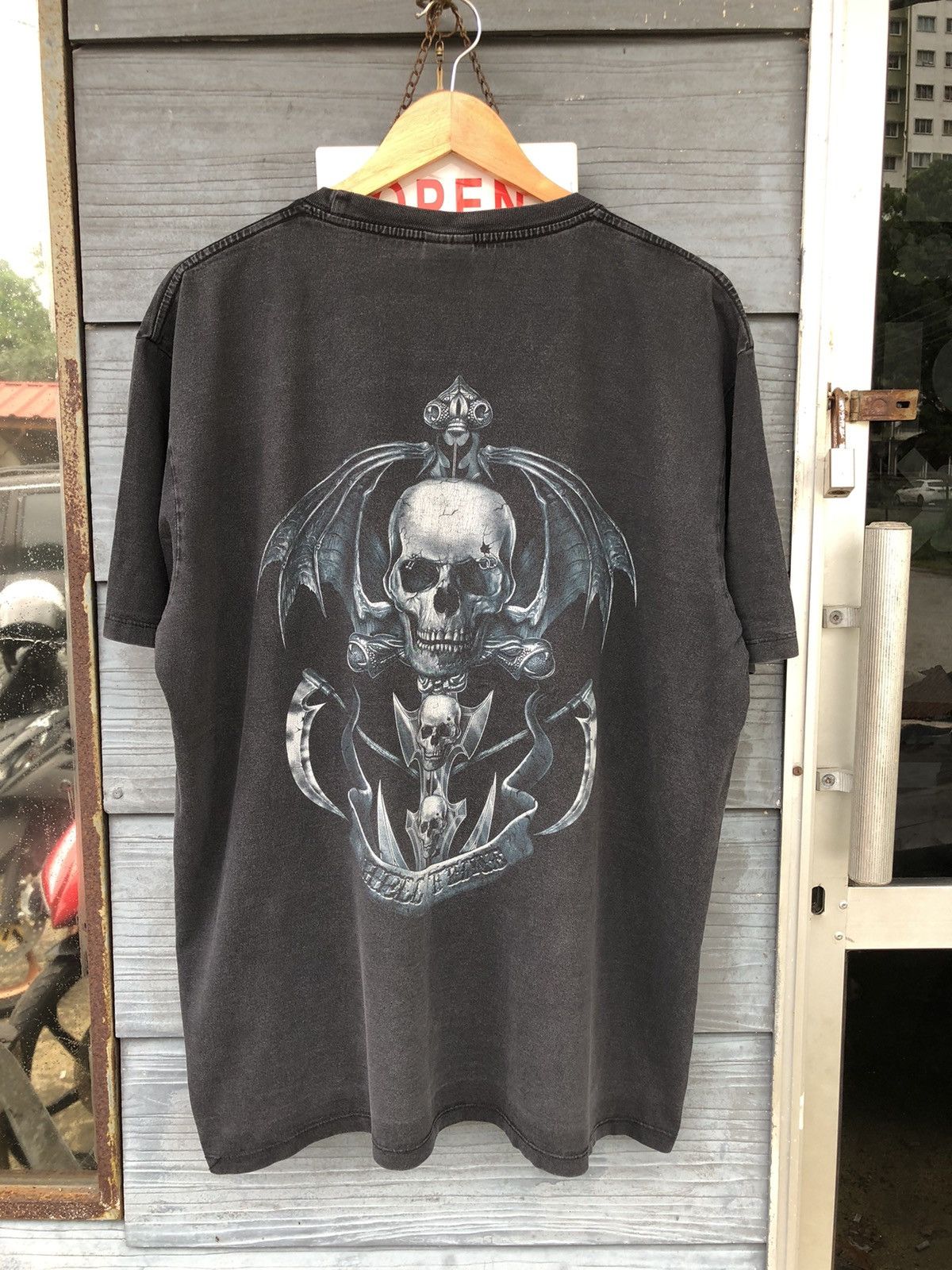Japanese Brand 💥Vintage Y2K Beauty Sunfaded Wild Grim Reaper Tshirt Size US XL / EU 56 / 4 - 1 Thumbnail