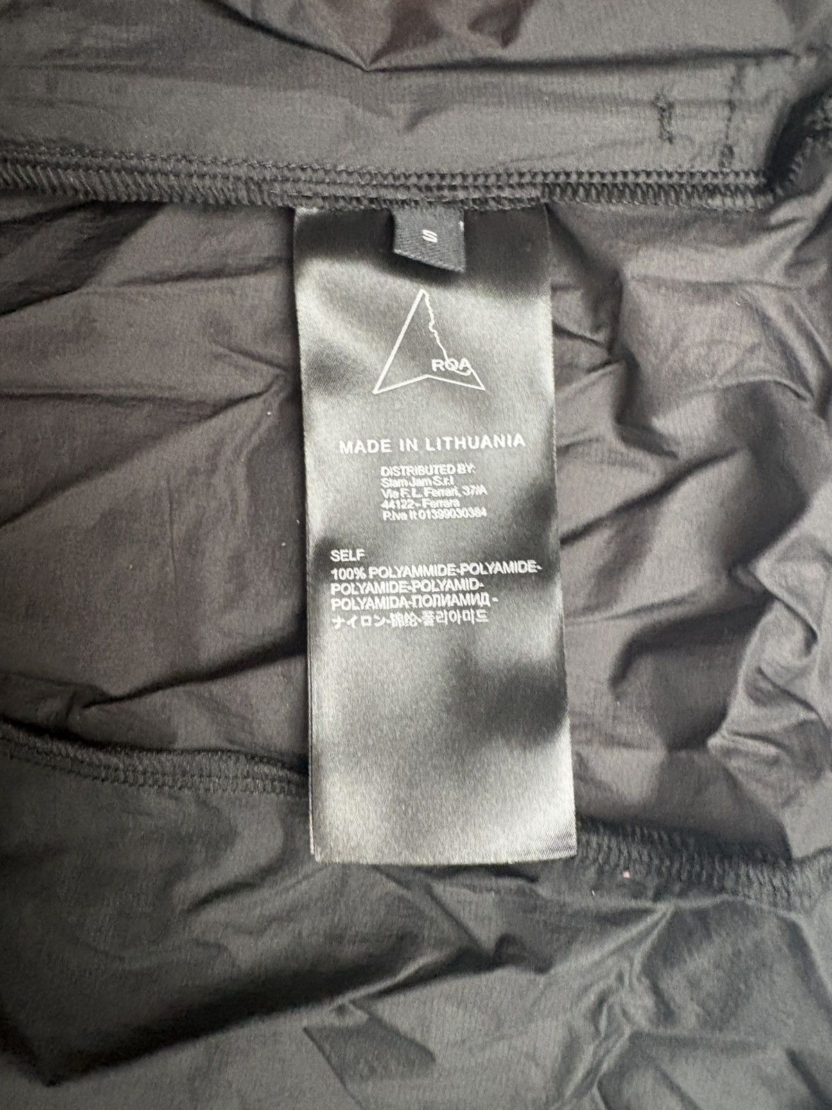 ROA ROA HUE PACKABLE WIND JACKET BLACK Size US S / EU 44-46 / 1 - 9 Thumbnail