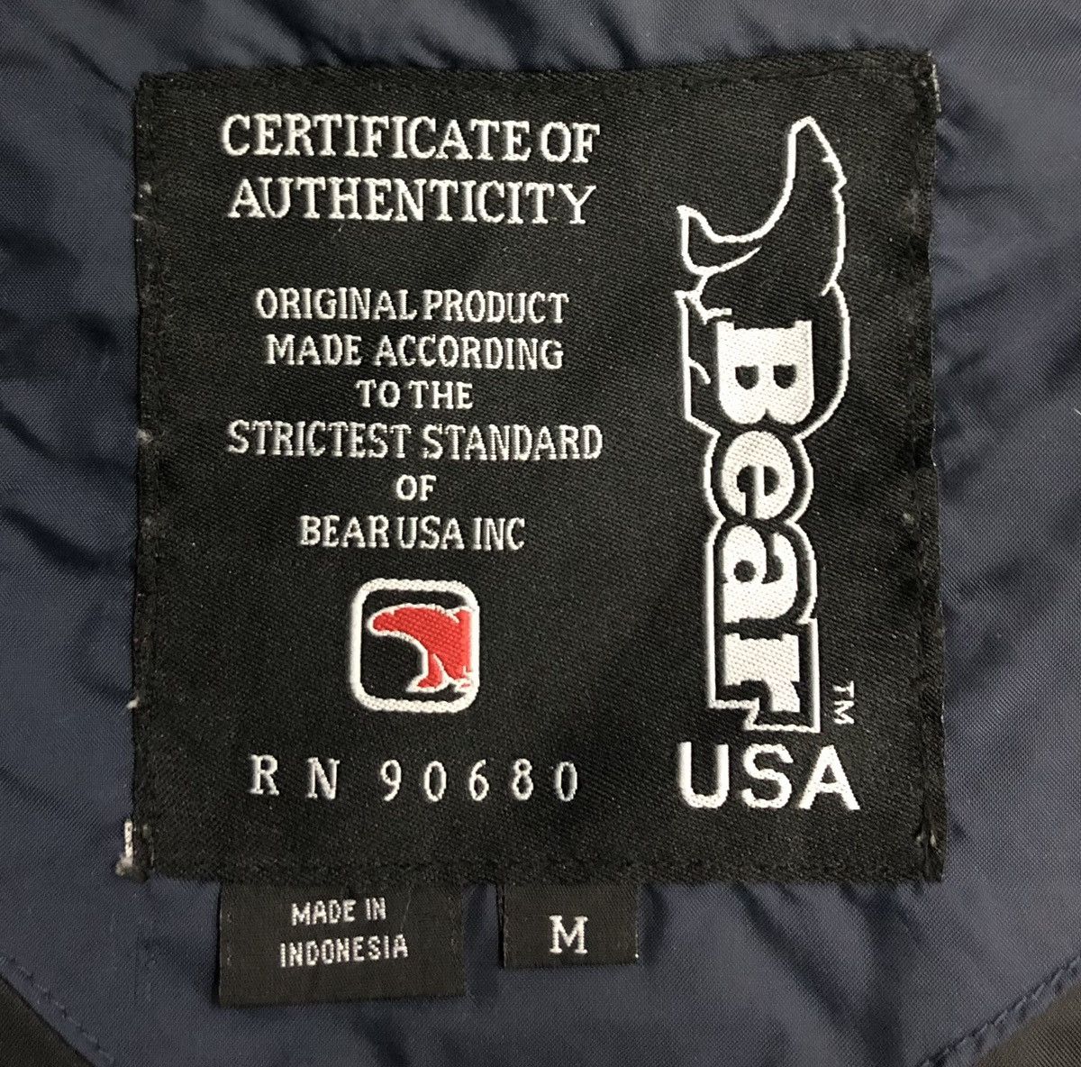 Vintage Vintage Bear USA Windbreaker Jacket Medium Blue Black Nylon Size US M / EU 48-50 / 2 - 18 Thumbnail